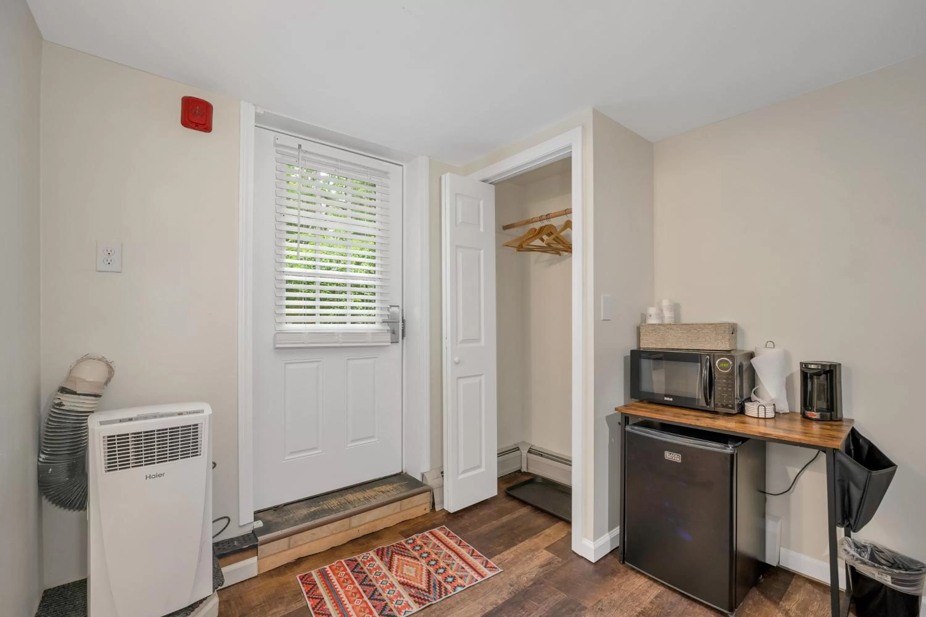 Coffee/tea facilities in The Inn & More