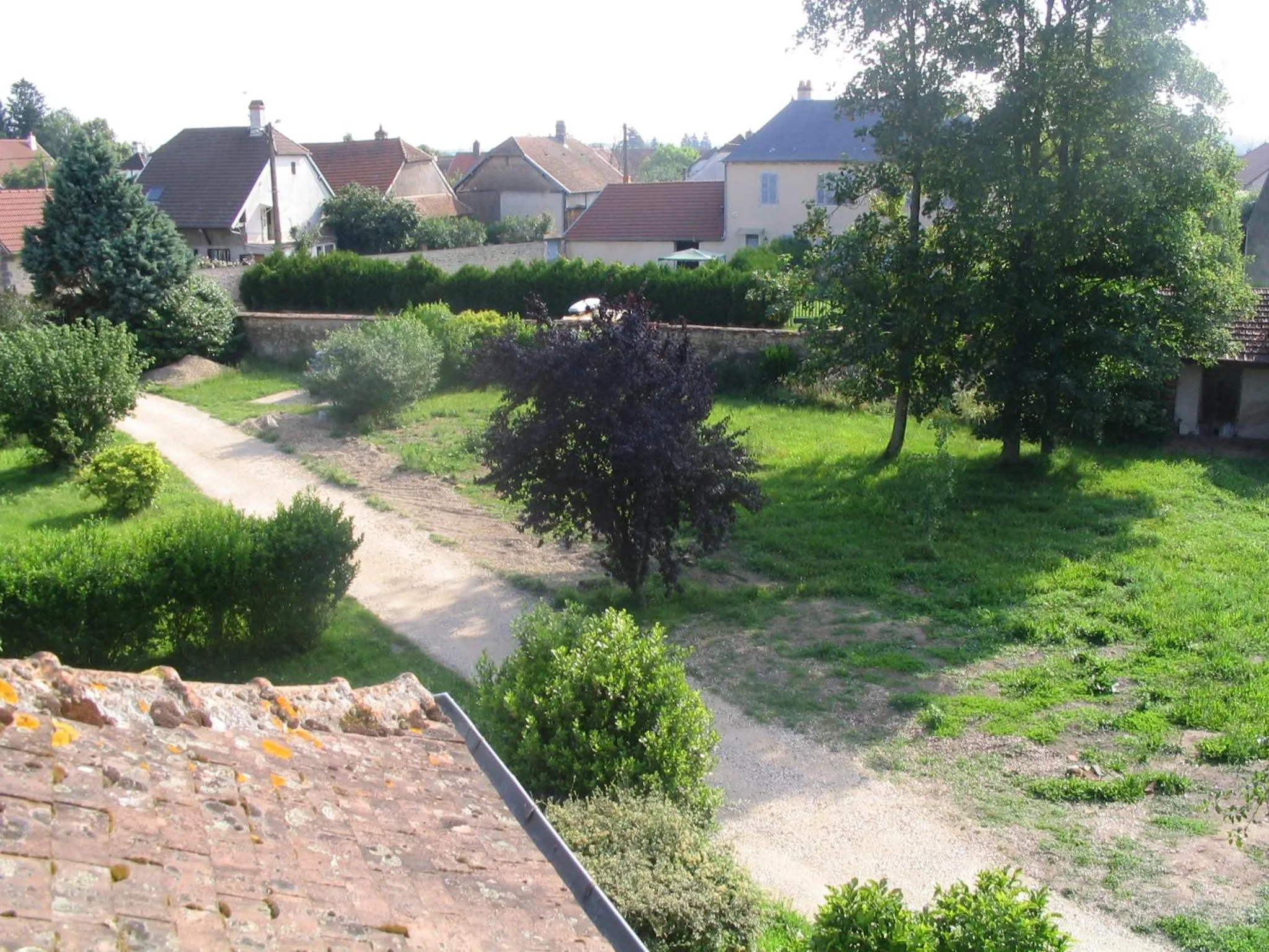 Garden view in La Coutrotte Becquine
