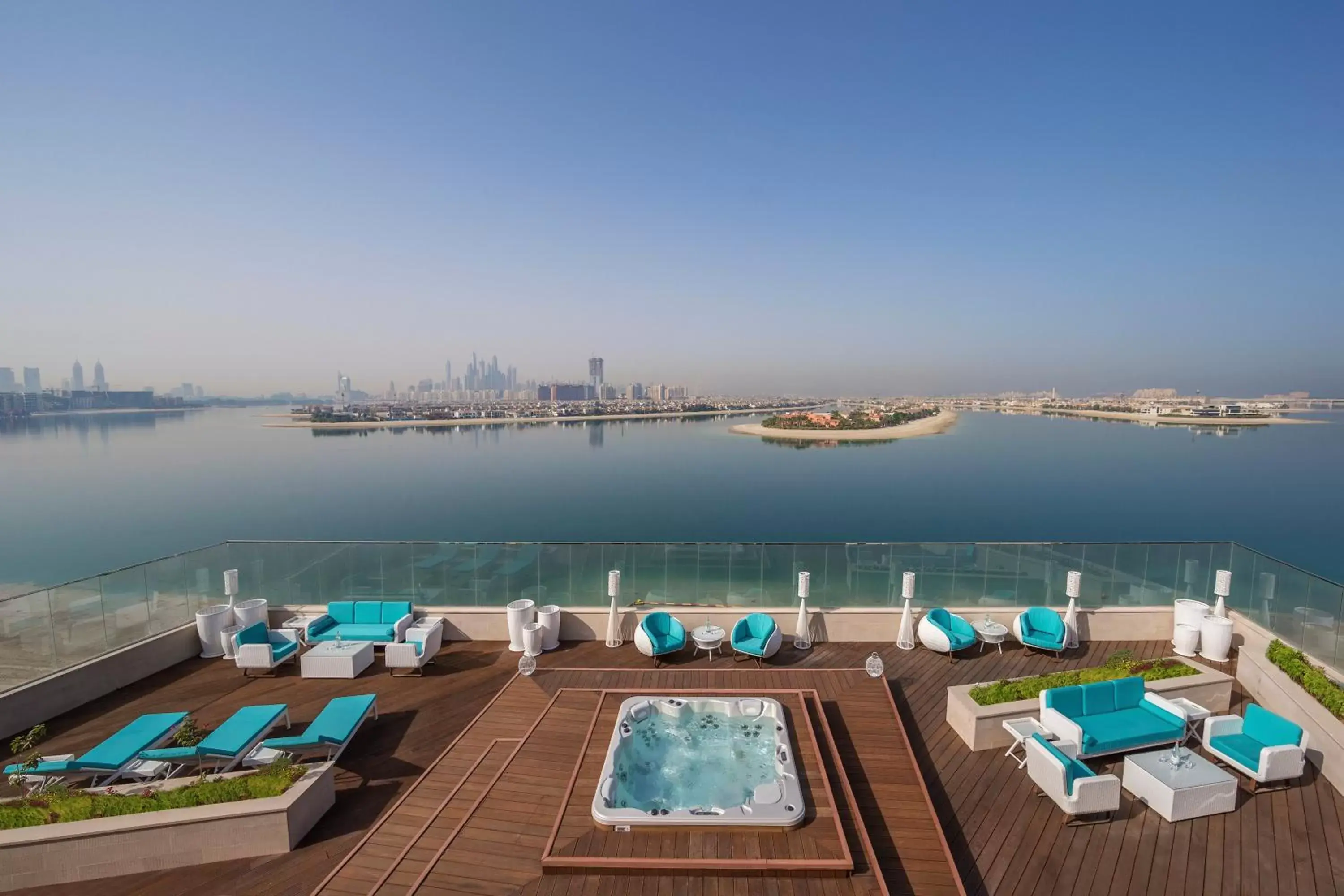 Hot Tub, Pool View in The Retreat Palm Dubai MGallery by Sofitel