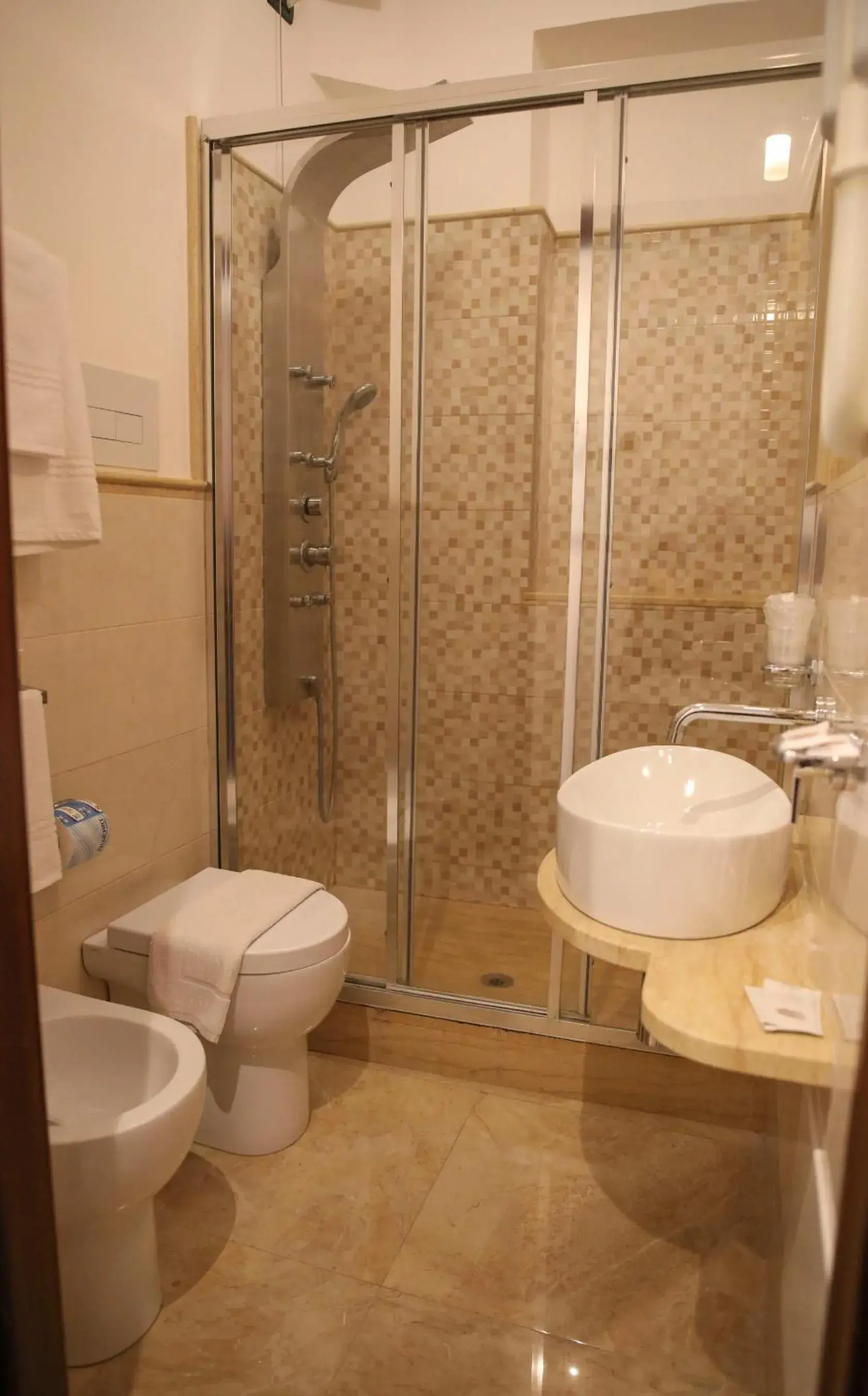 Bathroom in Hotel La Giara