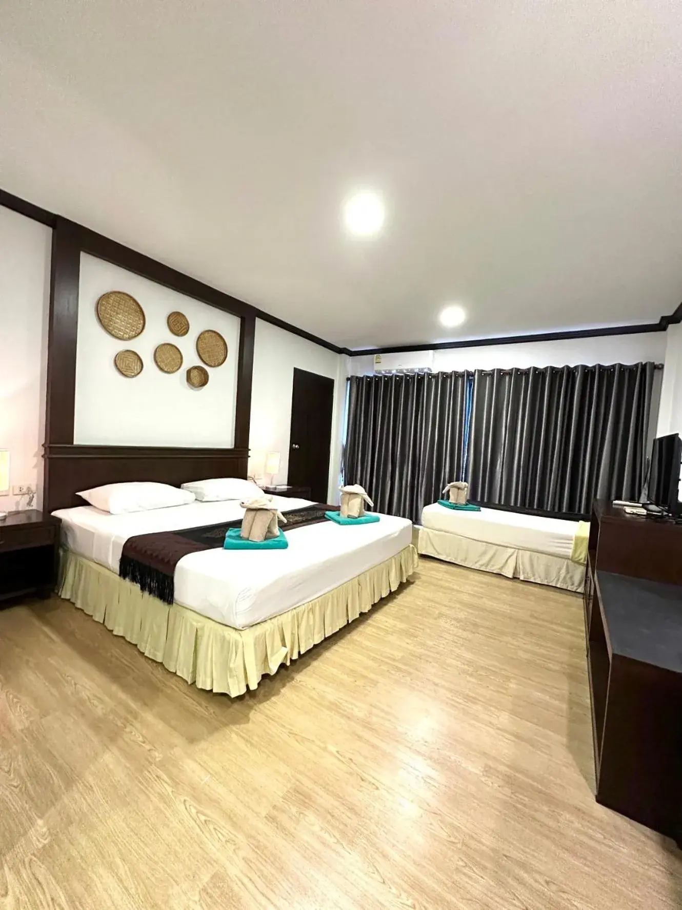 Bed in Southern Lanta Resort - SHA Extra Plus