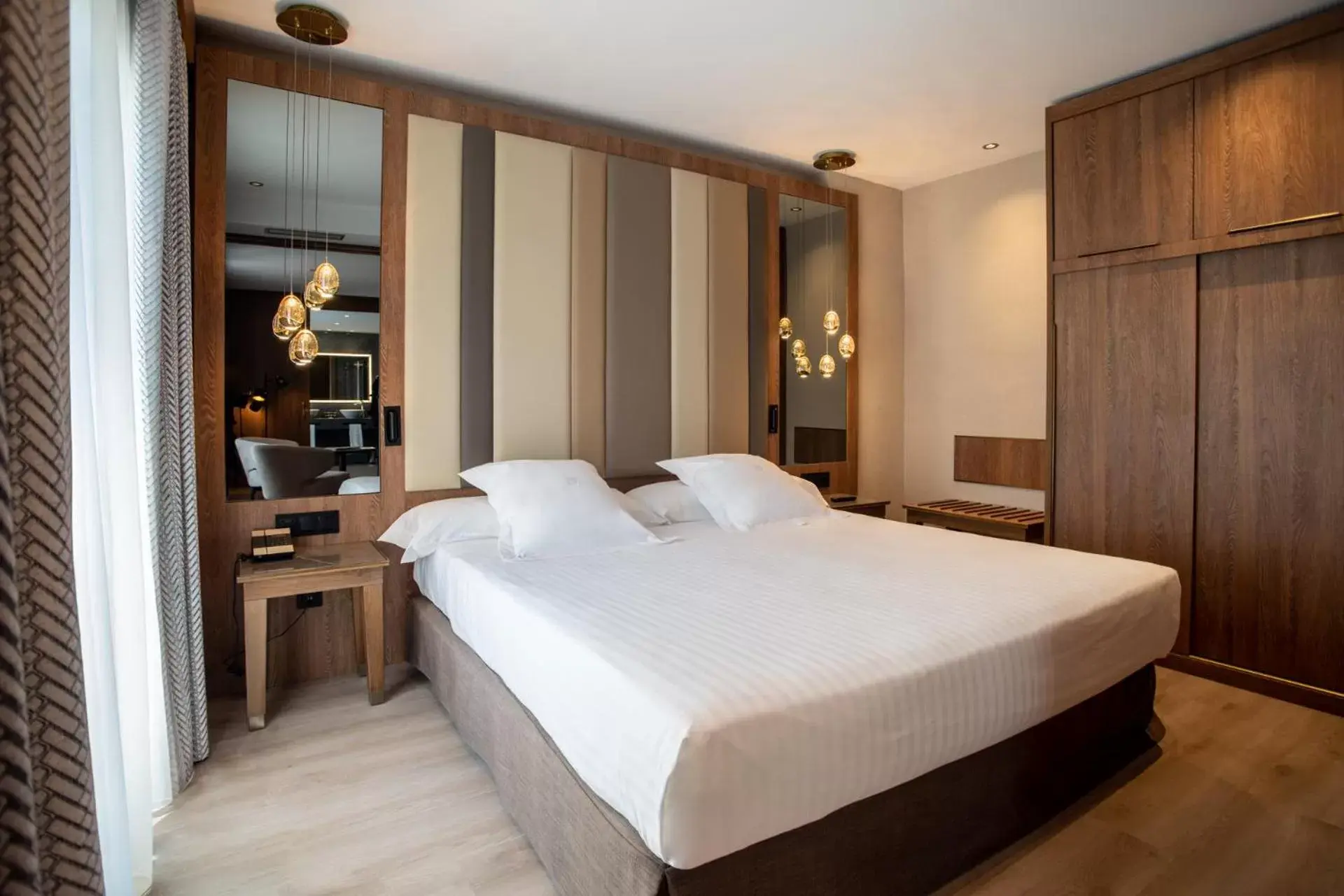 Bedroom, Bed in Hotel Granada Center