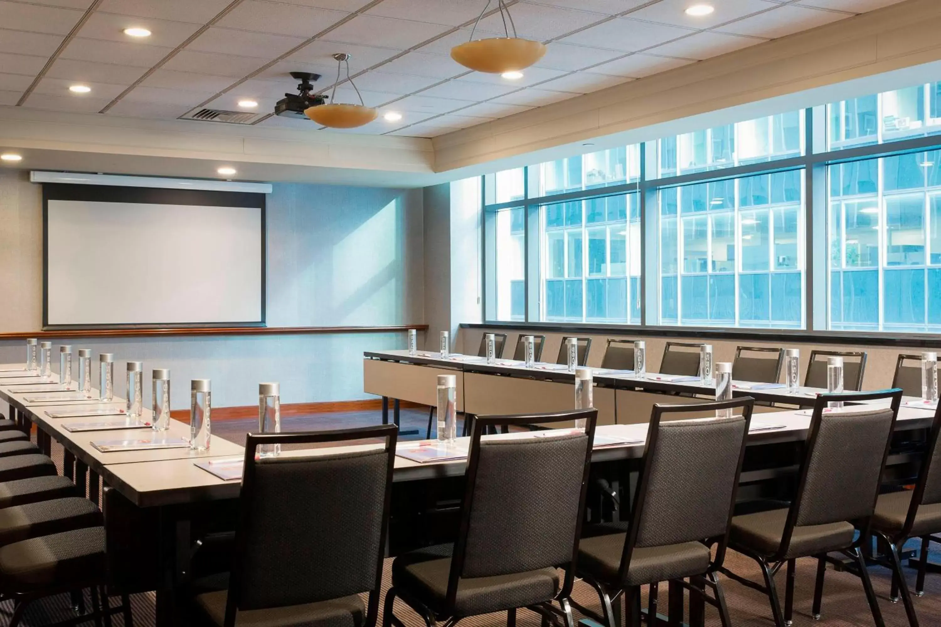 Meeting/conference room in Residence Inn by Marriott New York Manhattan/Times Square
