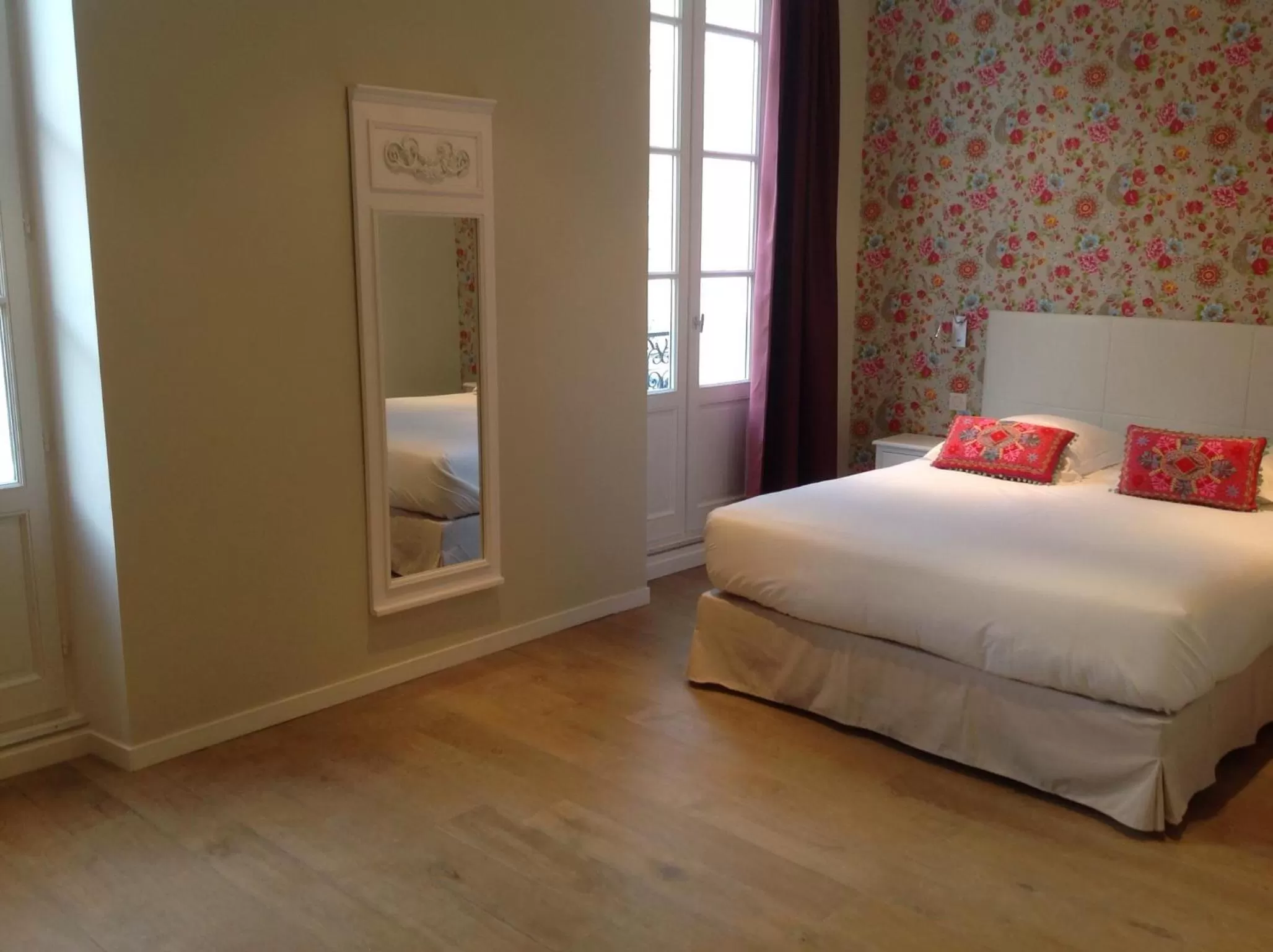 Bed in Hôtel Central