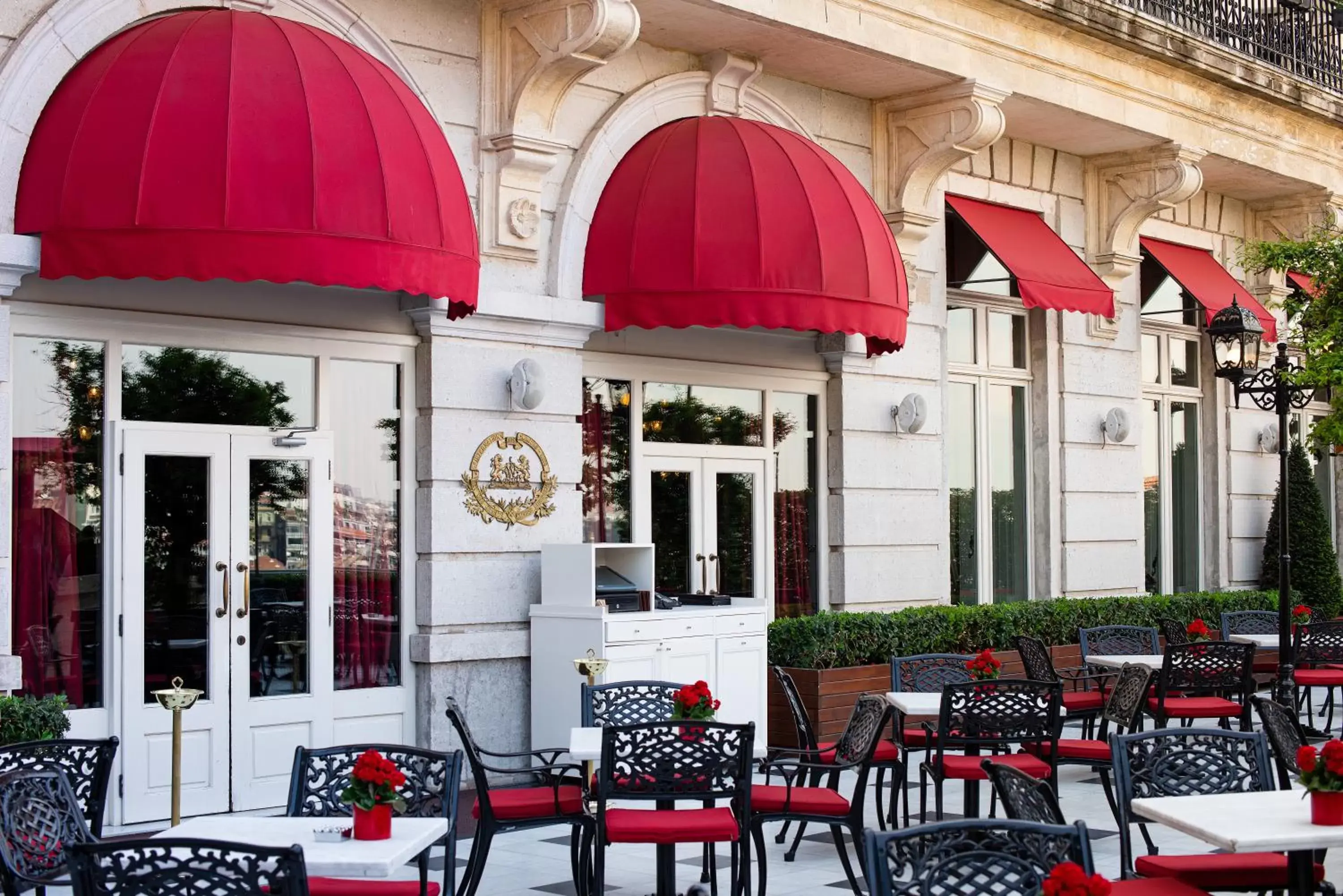 Restaurant/places to eat in Pera Palace Hotel