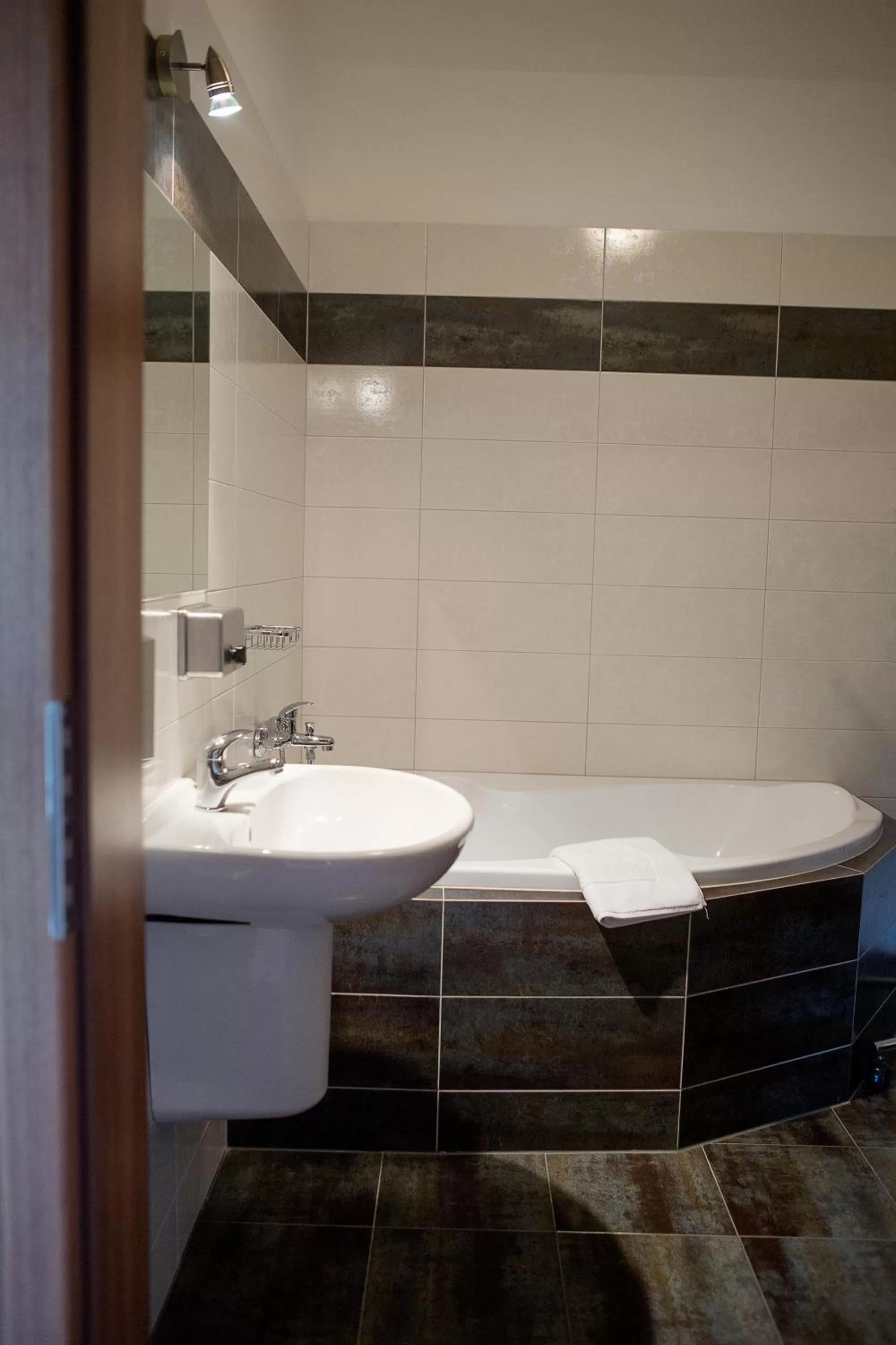 Bathroom in Wellness hotel & minipivovar Kněžínek