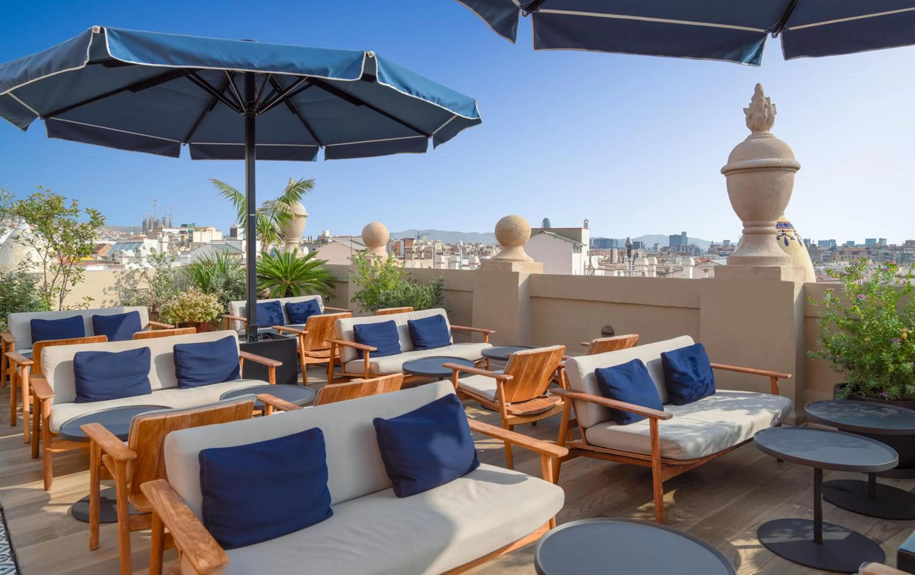 Balcony/Terrace in H10 Madison 4* Sup