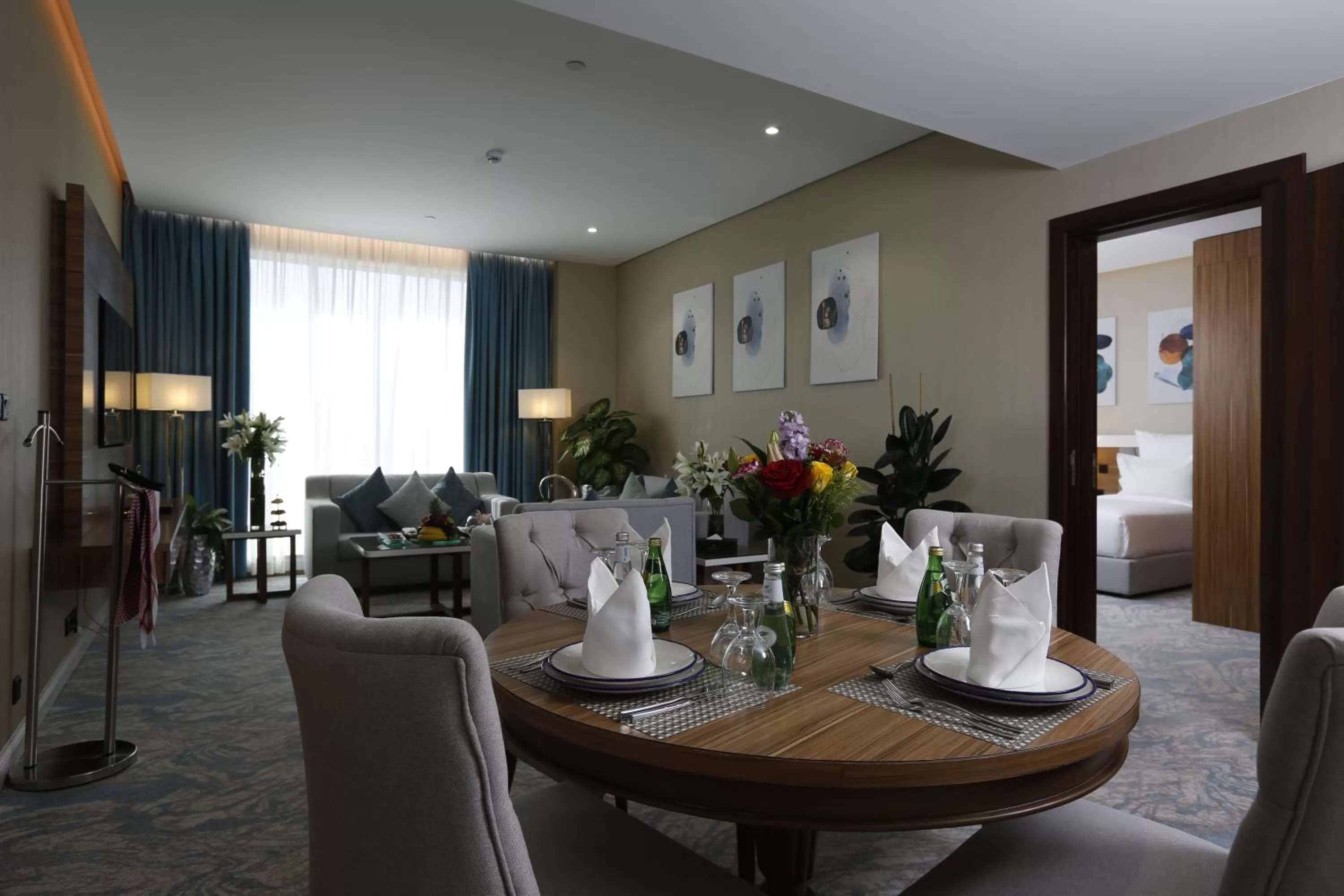 Living room in Cantonal Hotel by Warwick