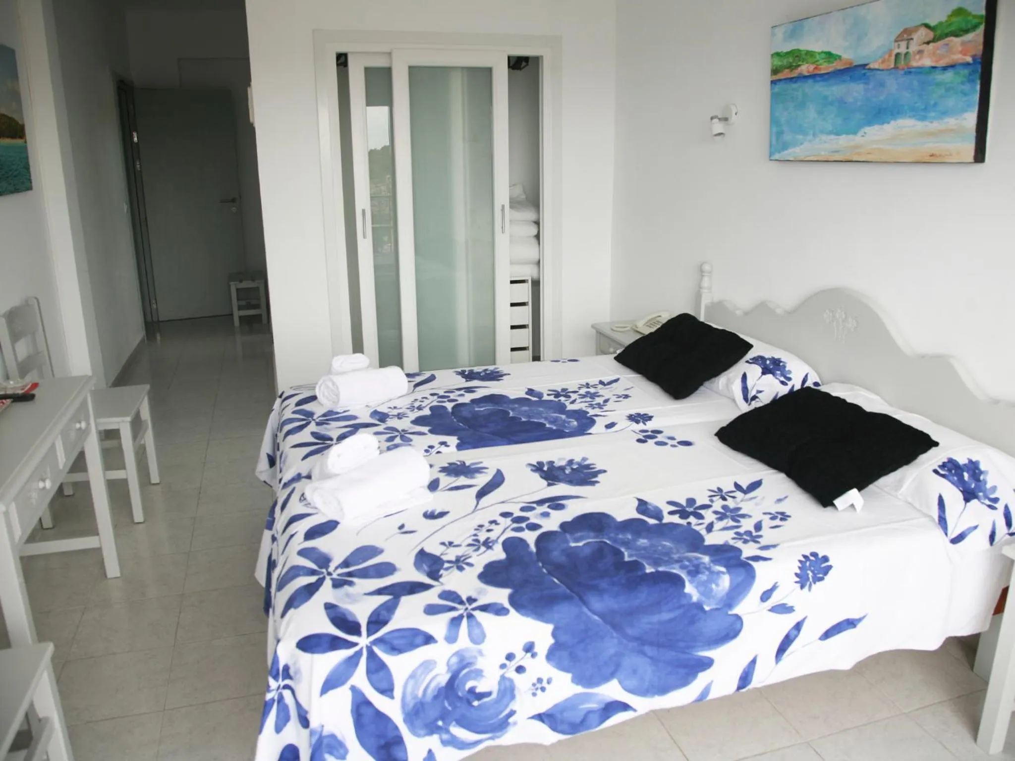 Decorative detail, Bed in Hotel Rocamar