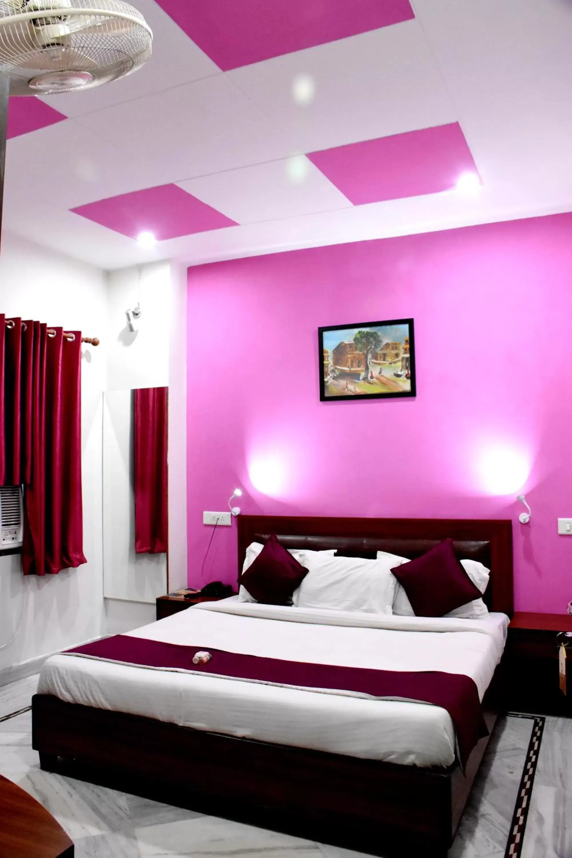 Bedroom in Hotel The Pride Bedroom in Hotel The Pride