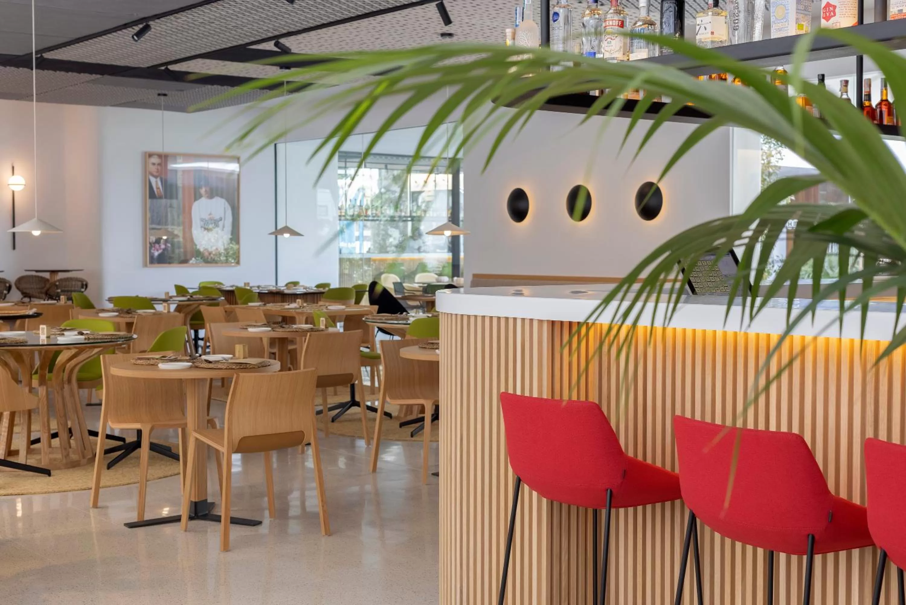 Restaurant/places to eat in HM Palma Blanc