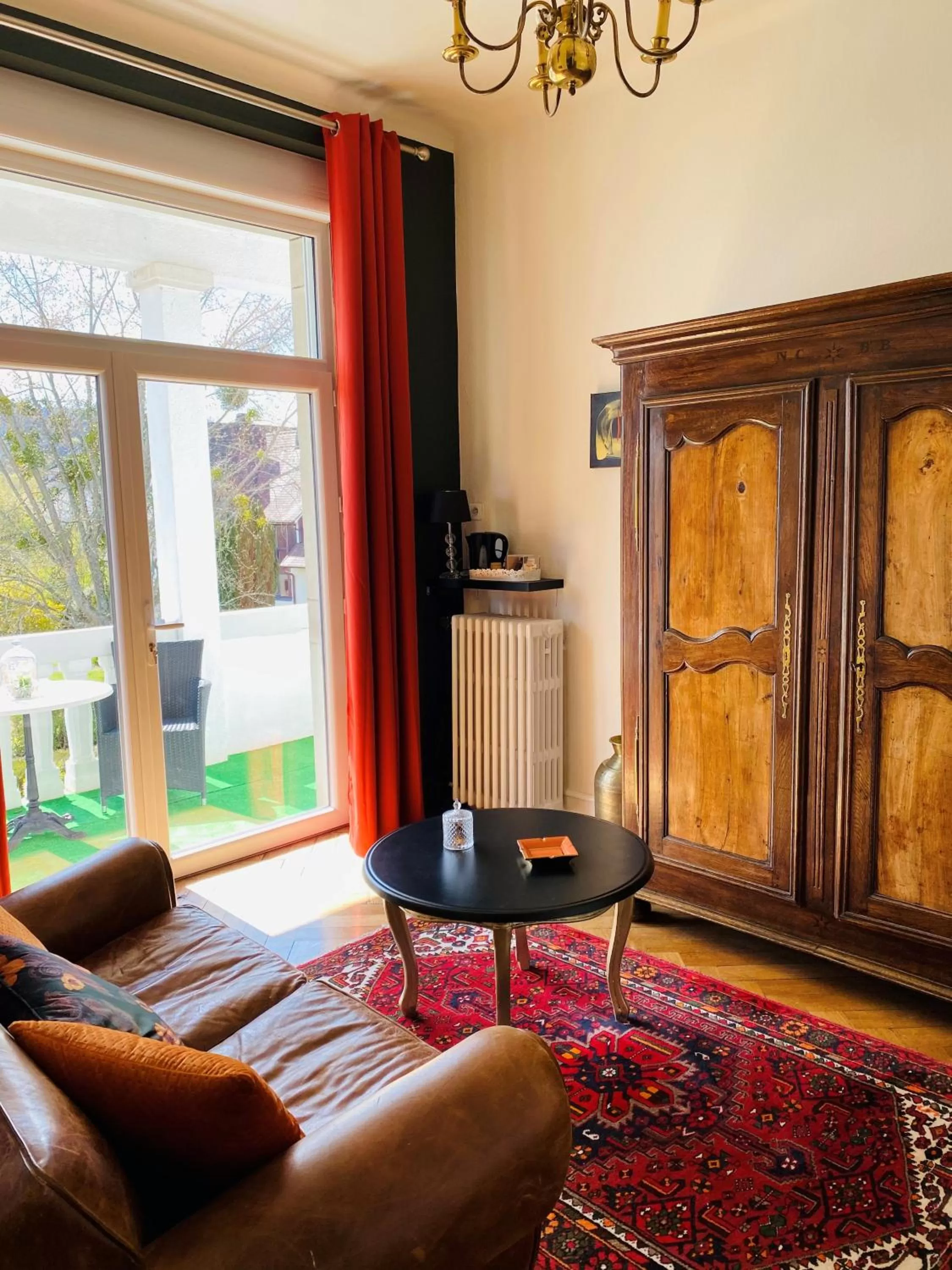 Living room in LA VILLA Hôtel-Restaurant