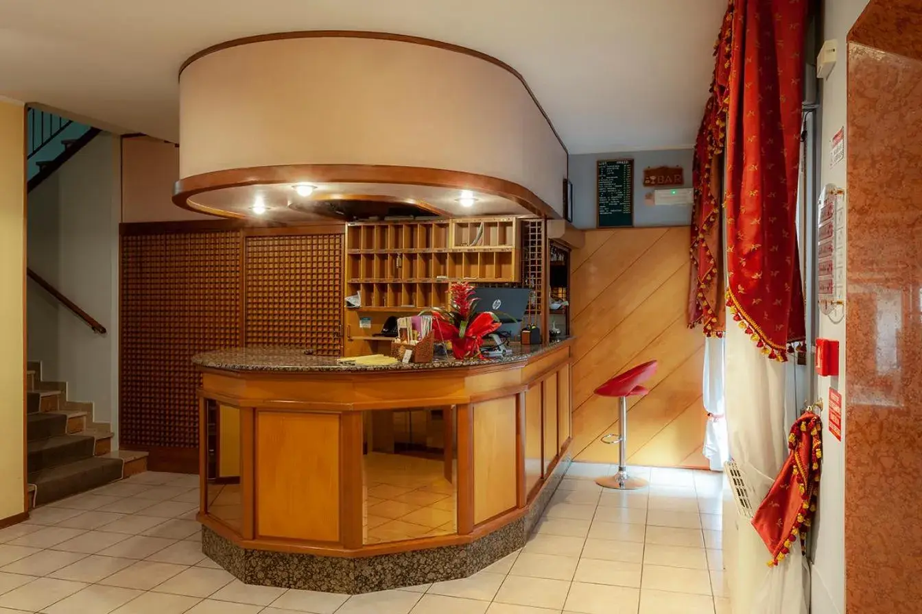 Kitchen/Kitchenette in Hotel Montereale