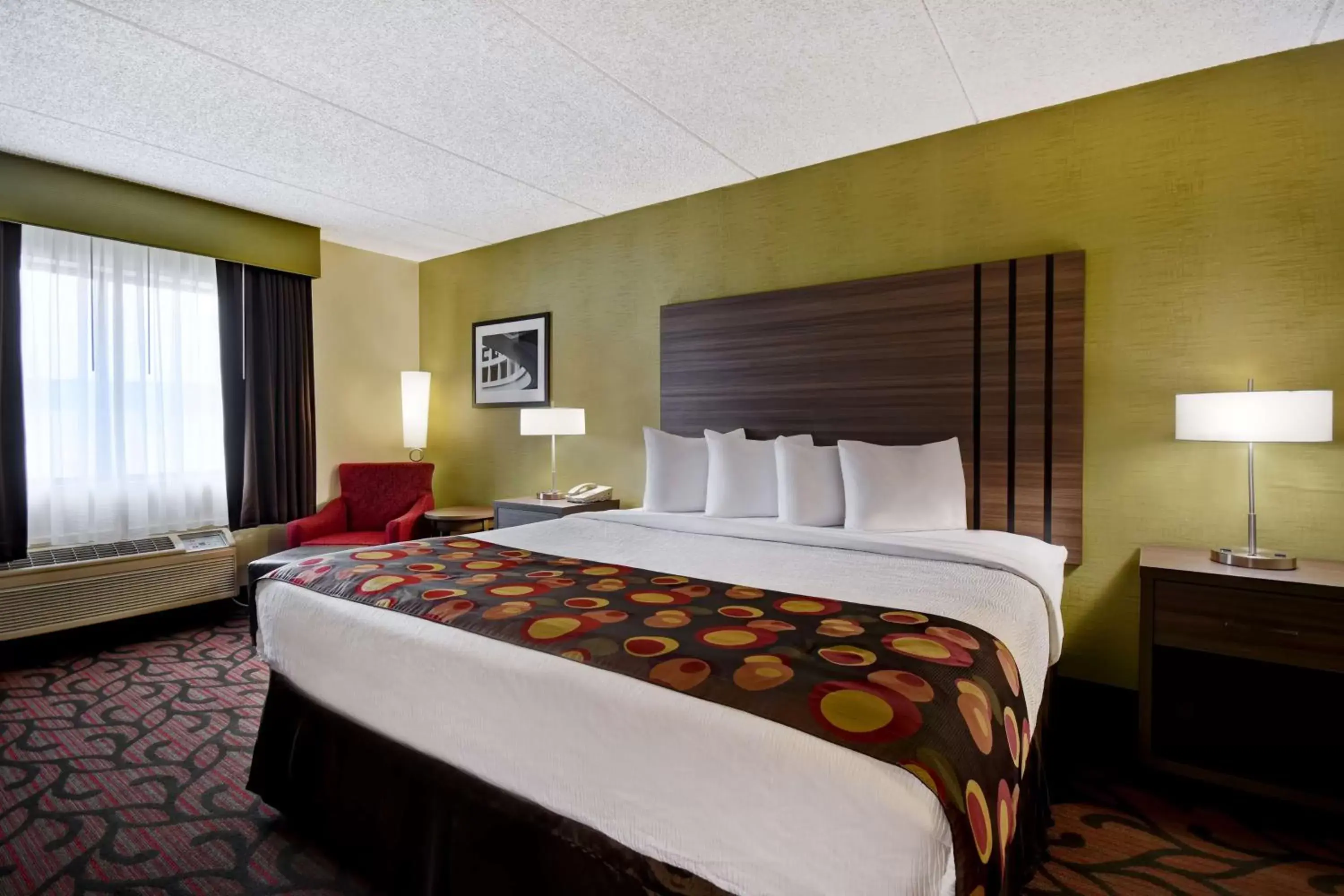 Photo of the whole room, Bed in Best Western Rochester Marketplace Inn