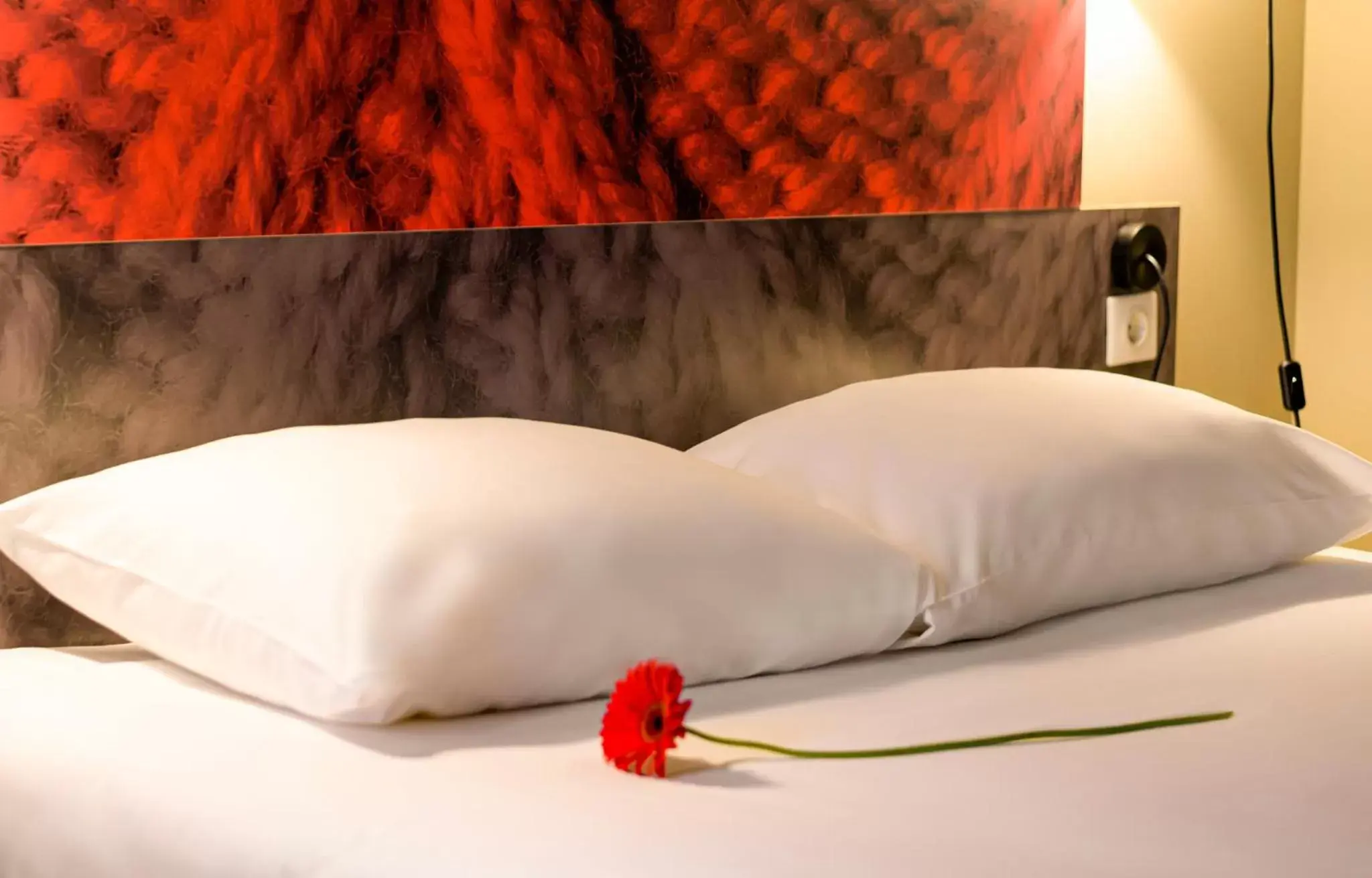 Bedroom, Bed in Ibis Irun