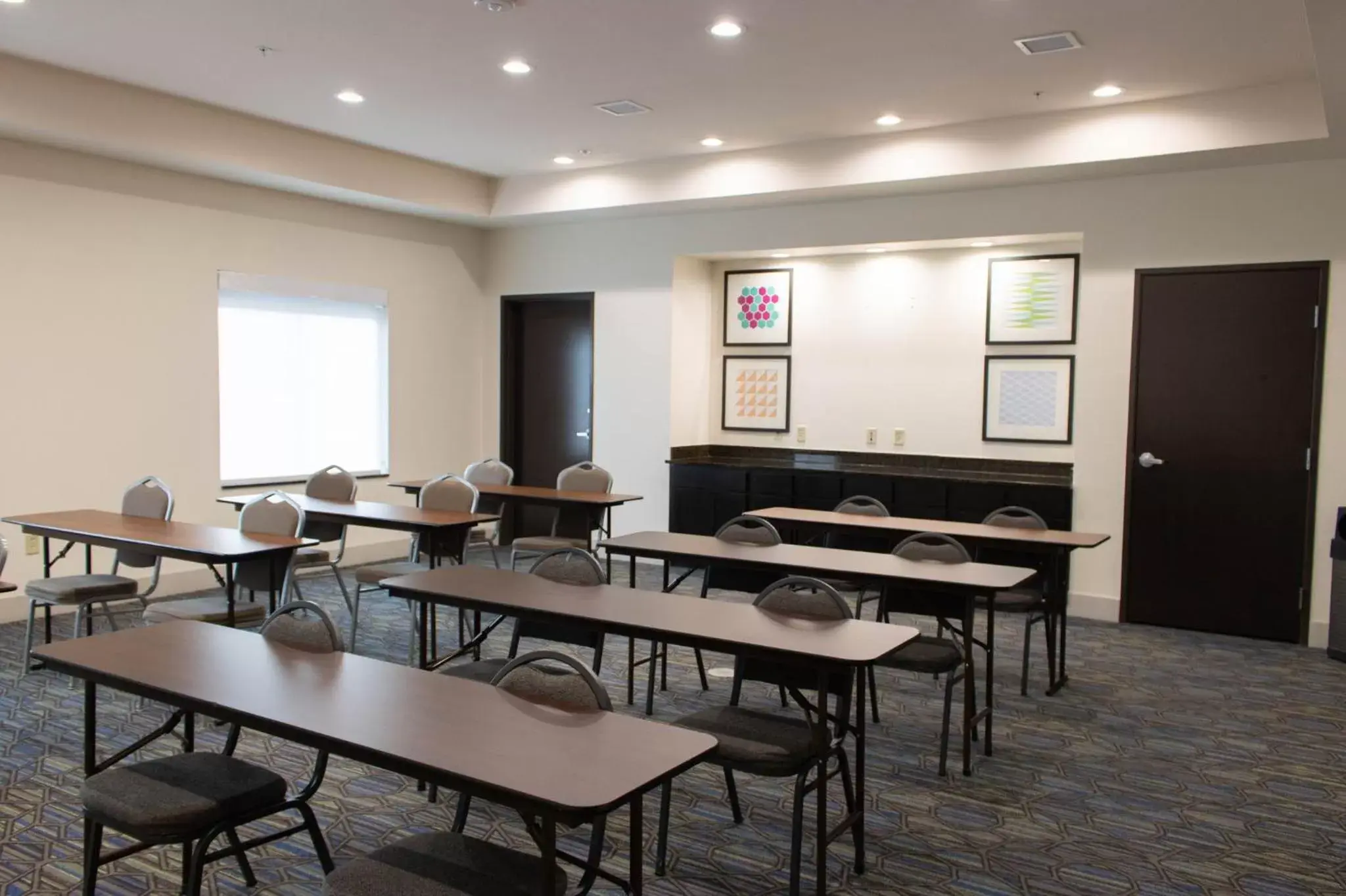Meeting/conference room in Holiday Inn Express Hotel & Suites Temple-Medical Center Area, an IHG Hotel