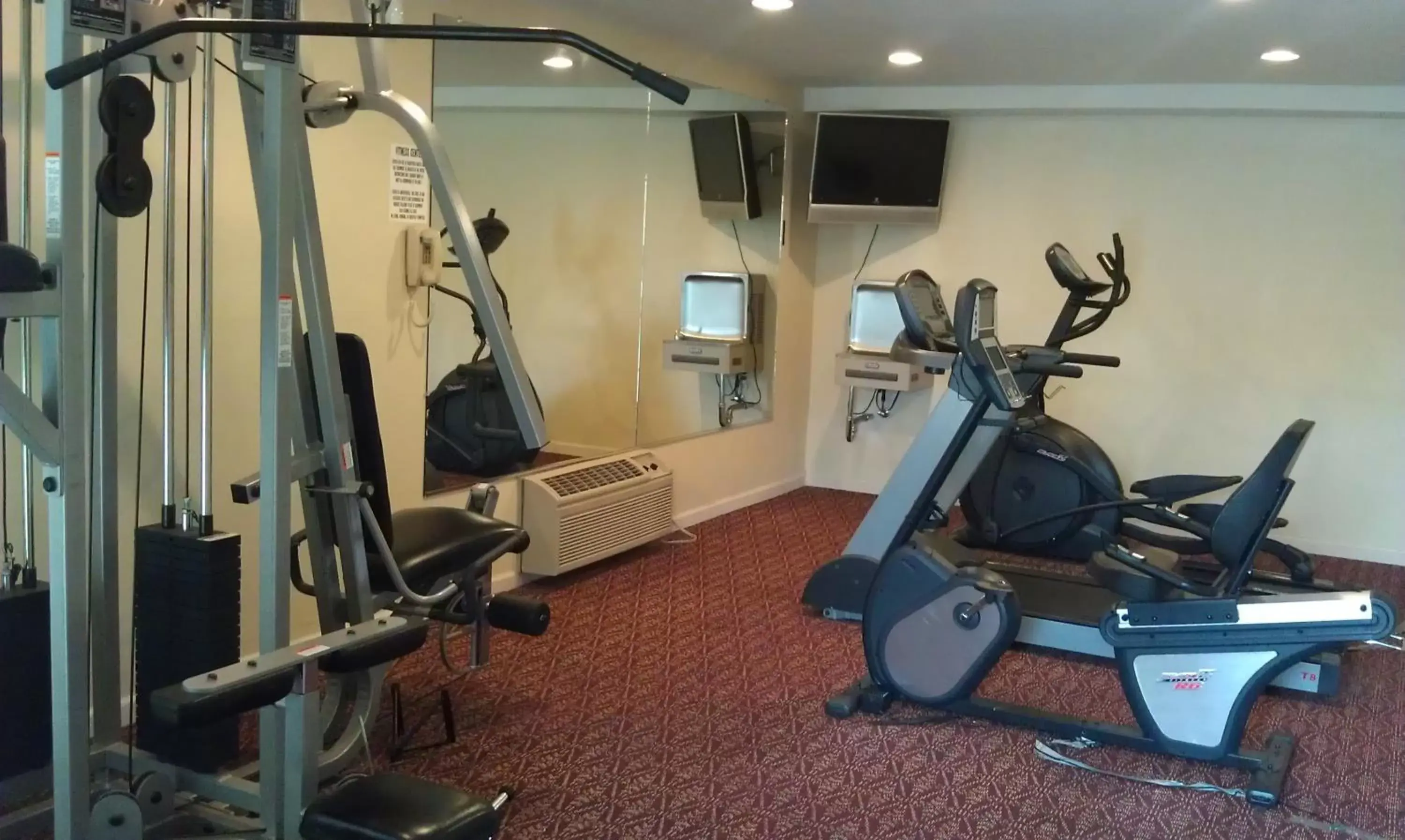 Fitness centre/facilities, Fitness Center/Facilities in Ramada by Wyndham Fresno North