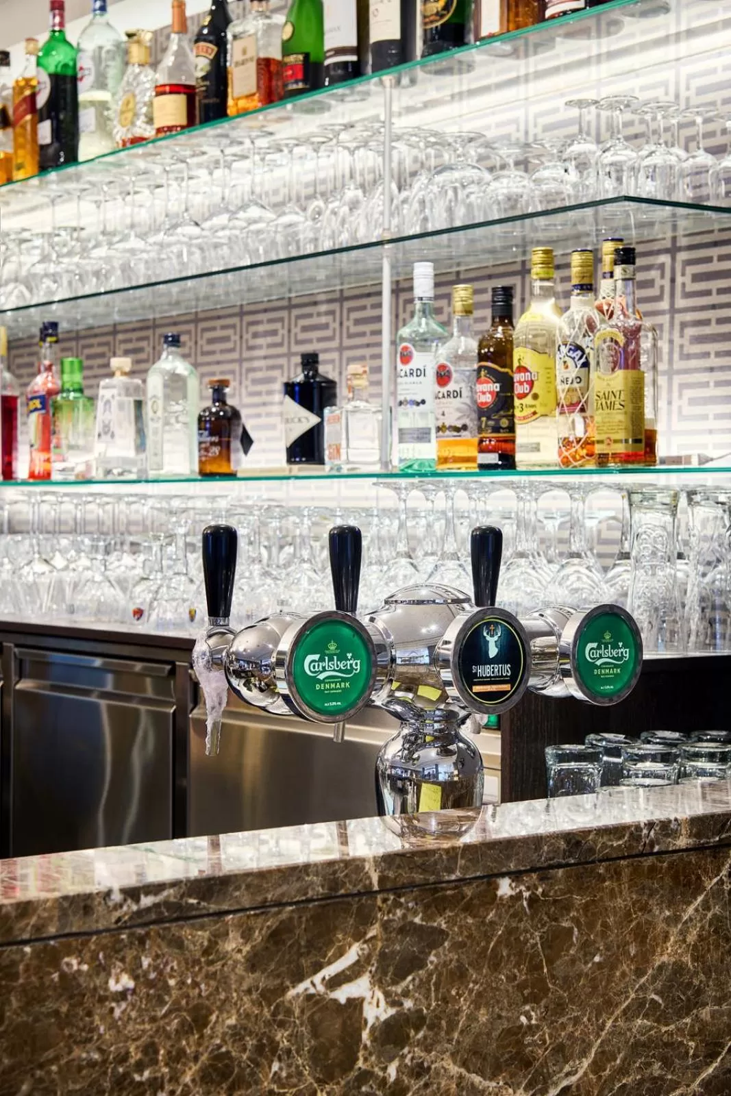 Lounge or bar in Keizershof Hotel Aalst