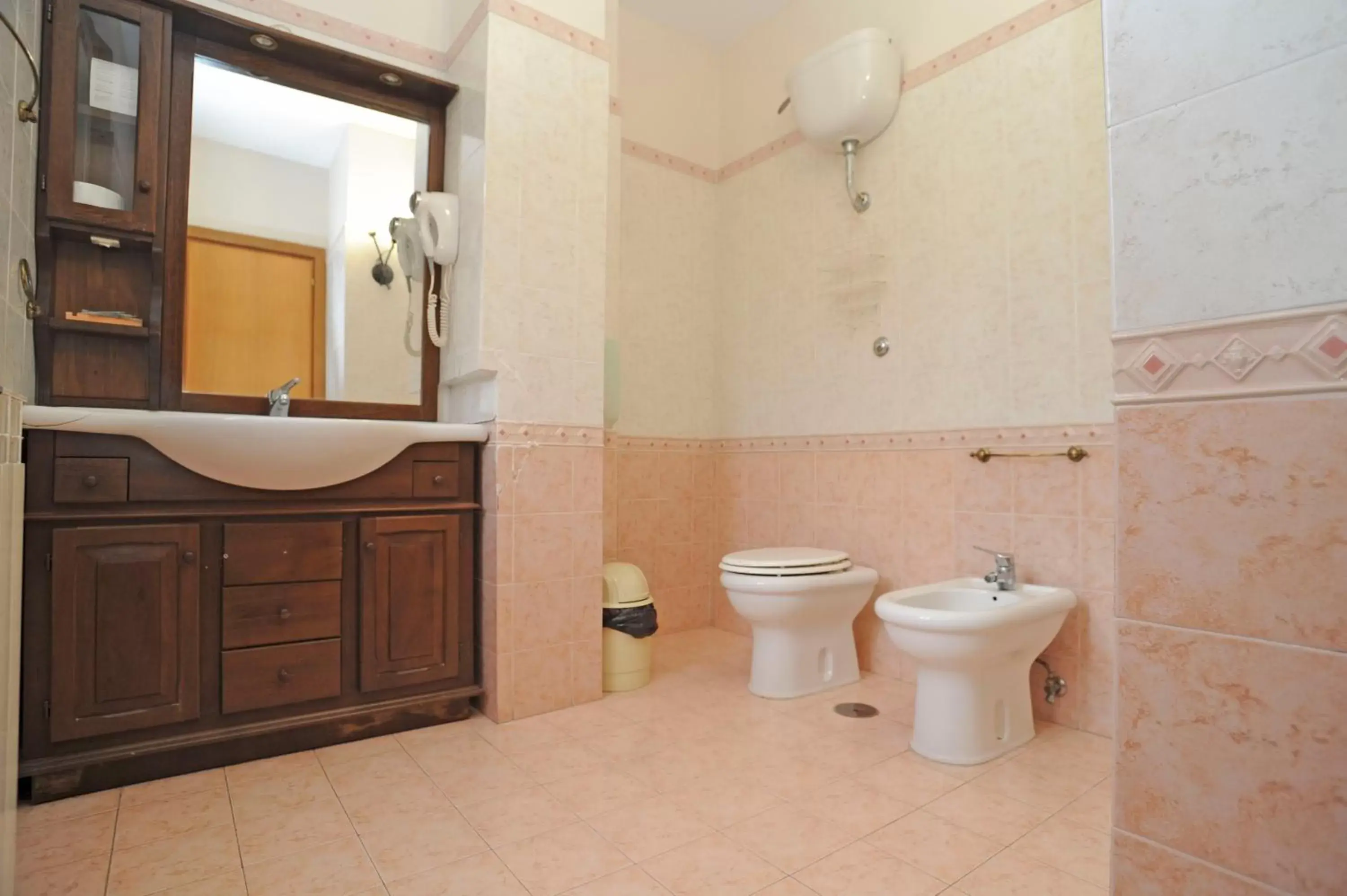 Bathroom in Villa Flora