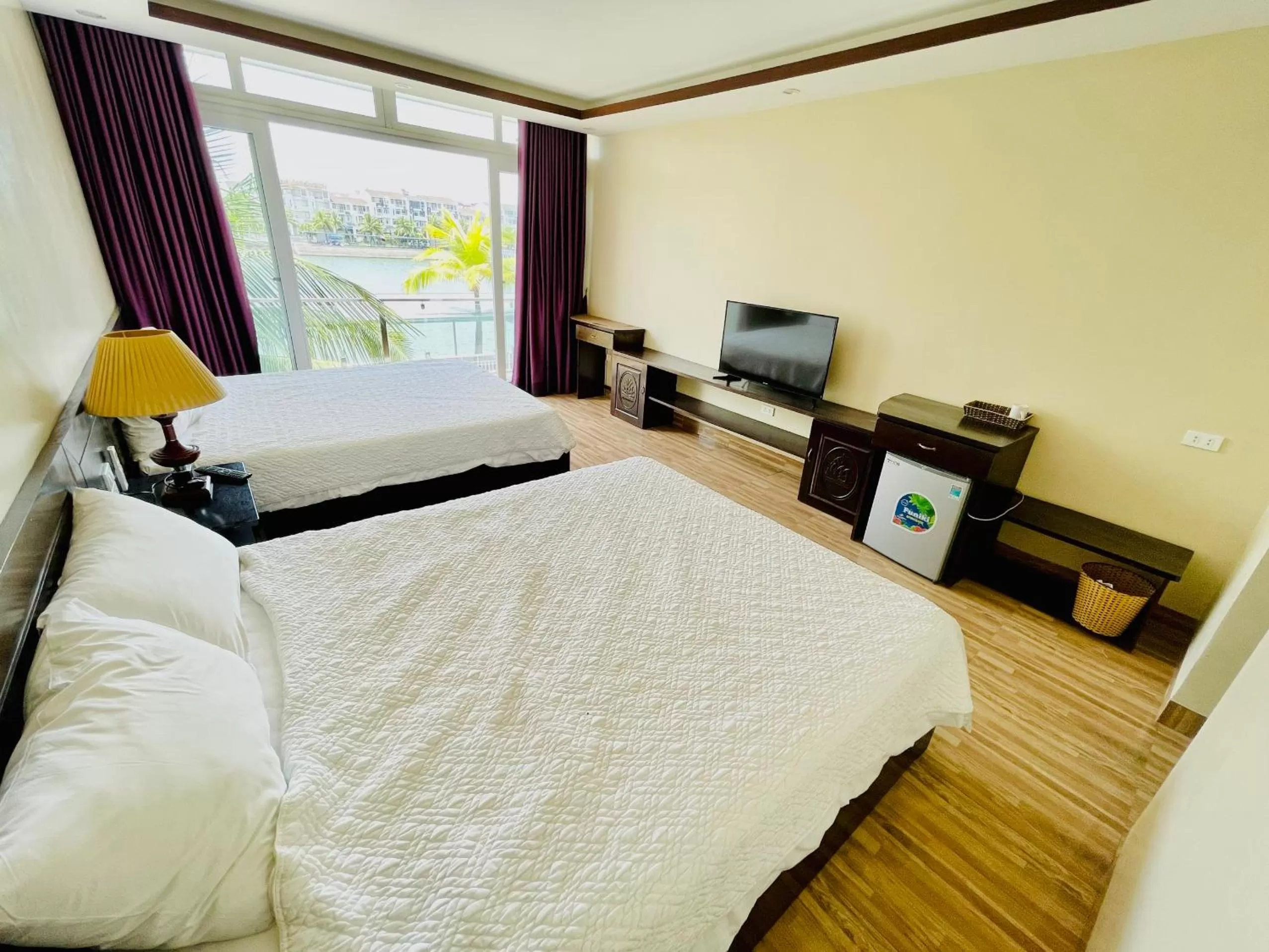 Bed in Tuan Chau Havana Hotel