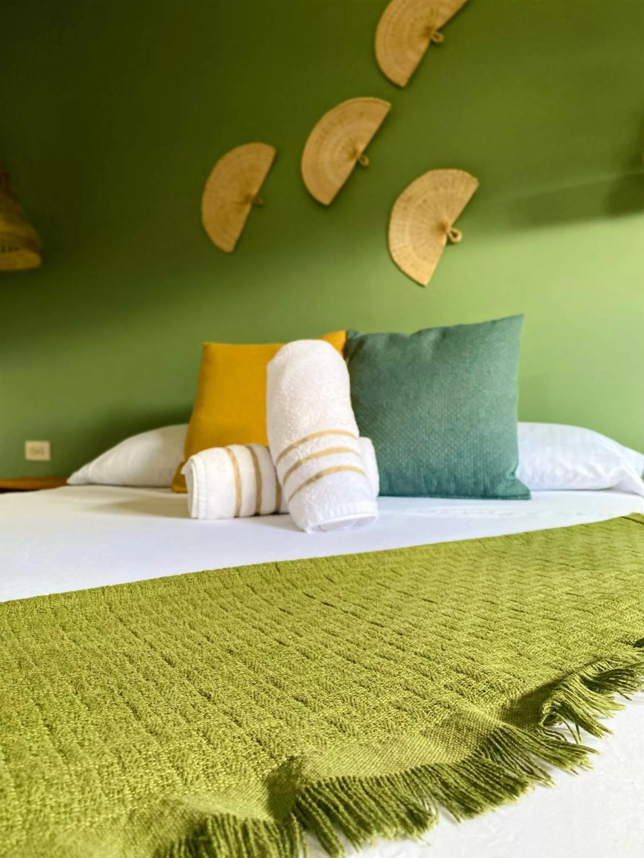 Bed in Luum Guest House