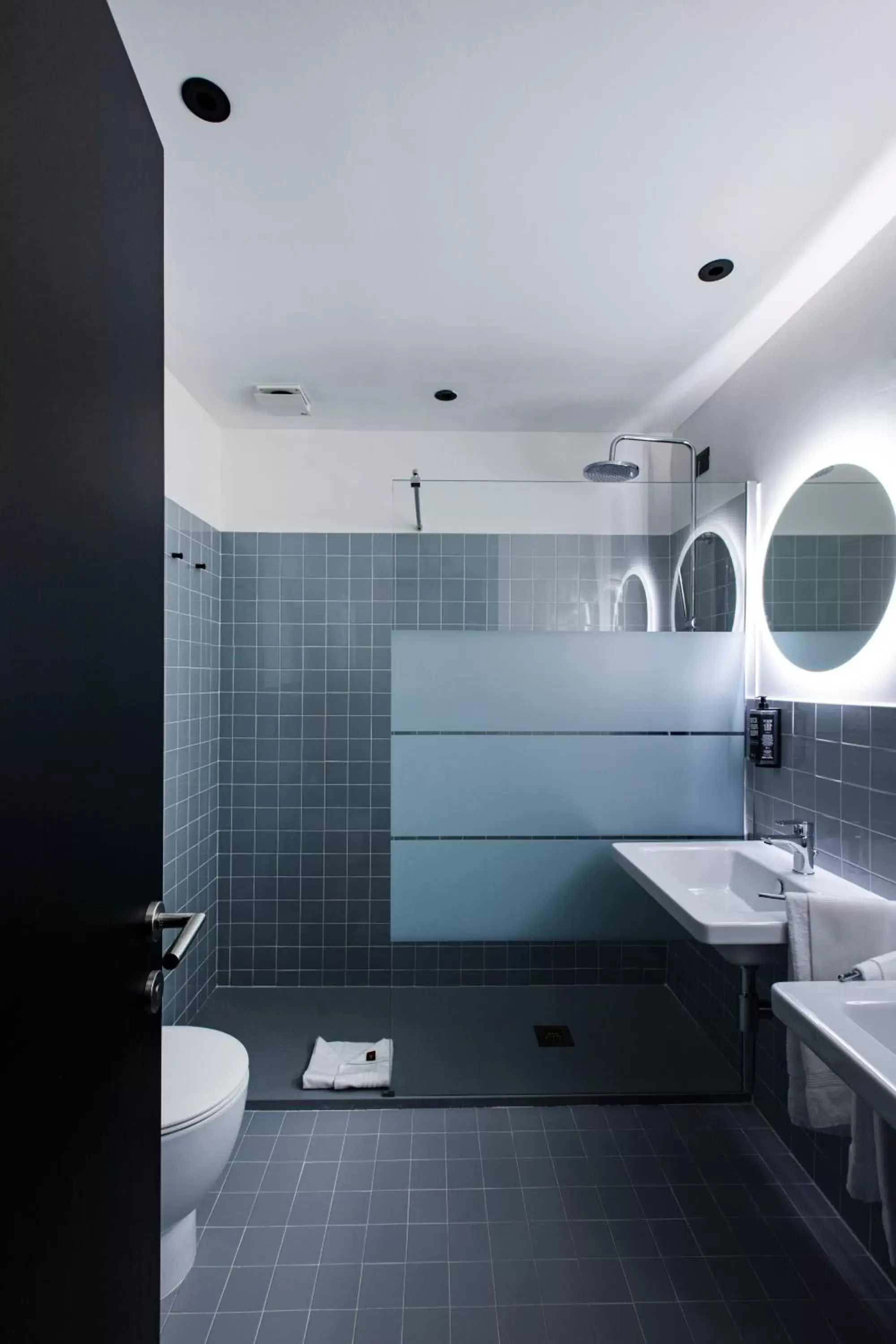 Bathroom in Ibis Styles Roma Aurelia