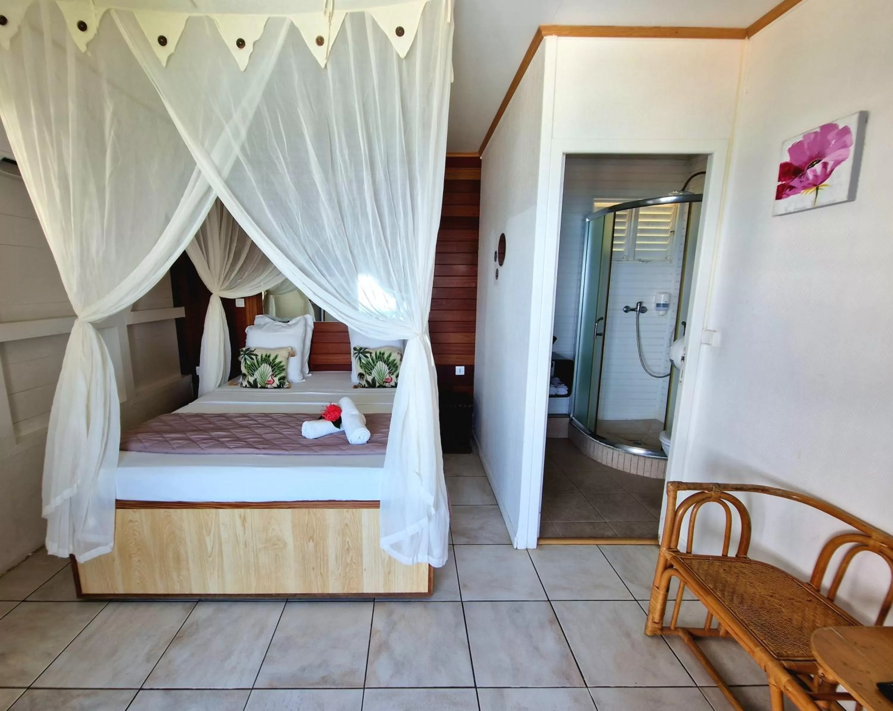 Bed in Hotel Le Manguier