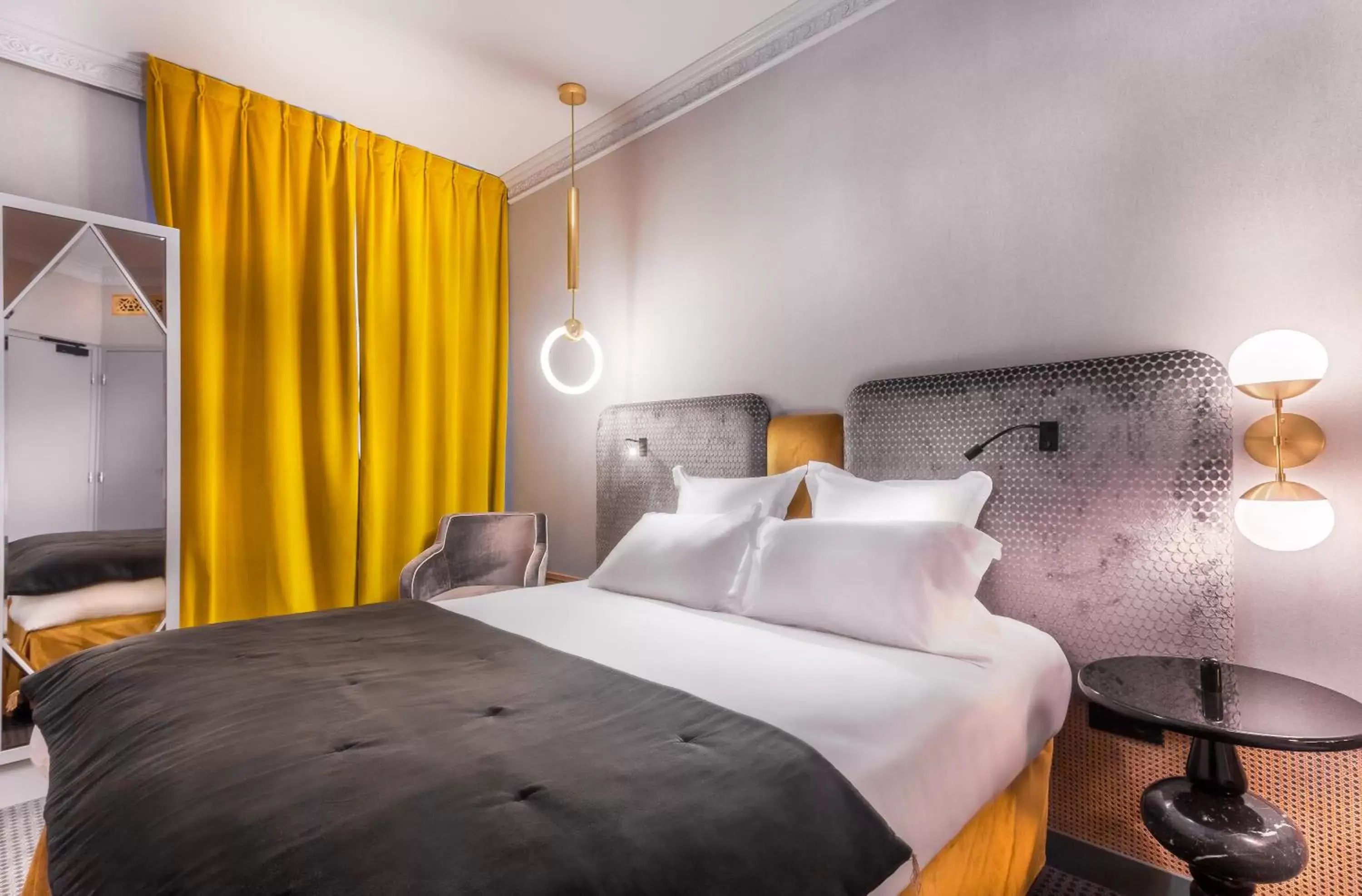 Bedroom, Bed in Handsome Hotel By Elegancia