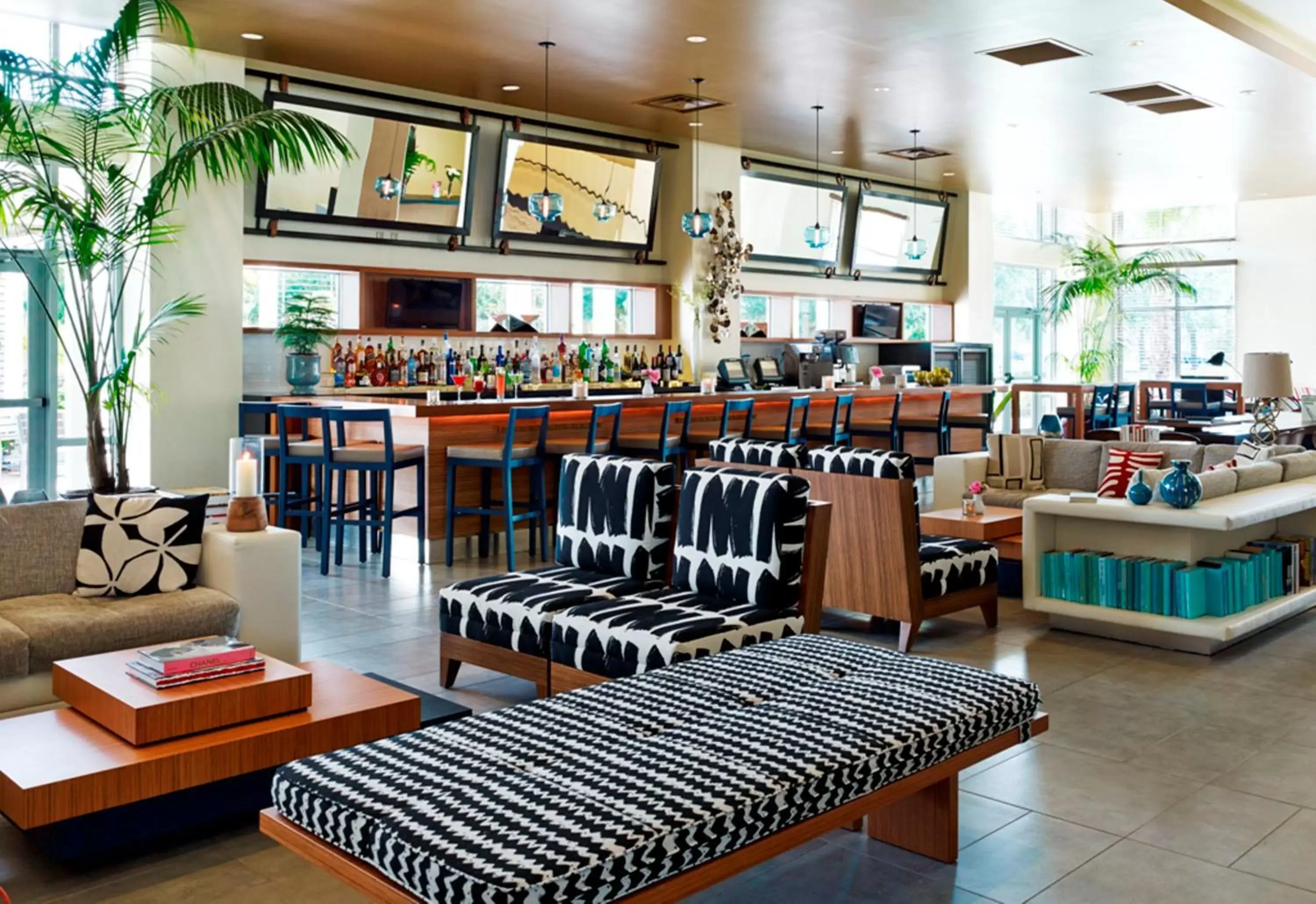 Lobby or reception, Restaurant/Places to Eat in Wyndham Orlando Resort International Drive
