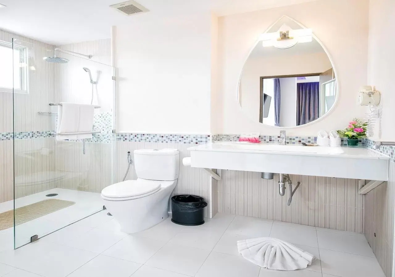 Bathroom in The Paradiso JK Design Hotel