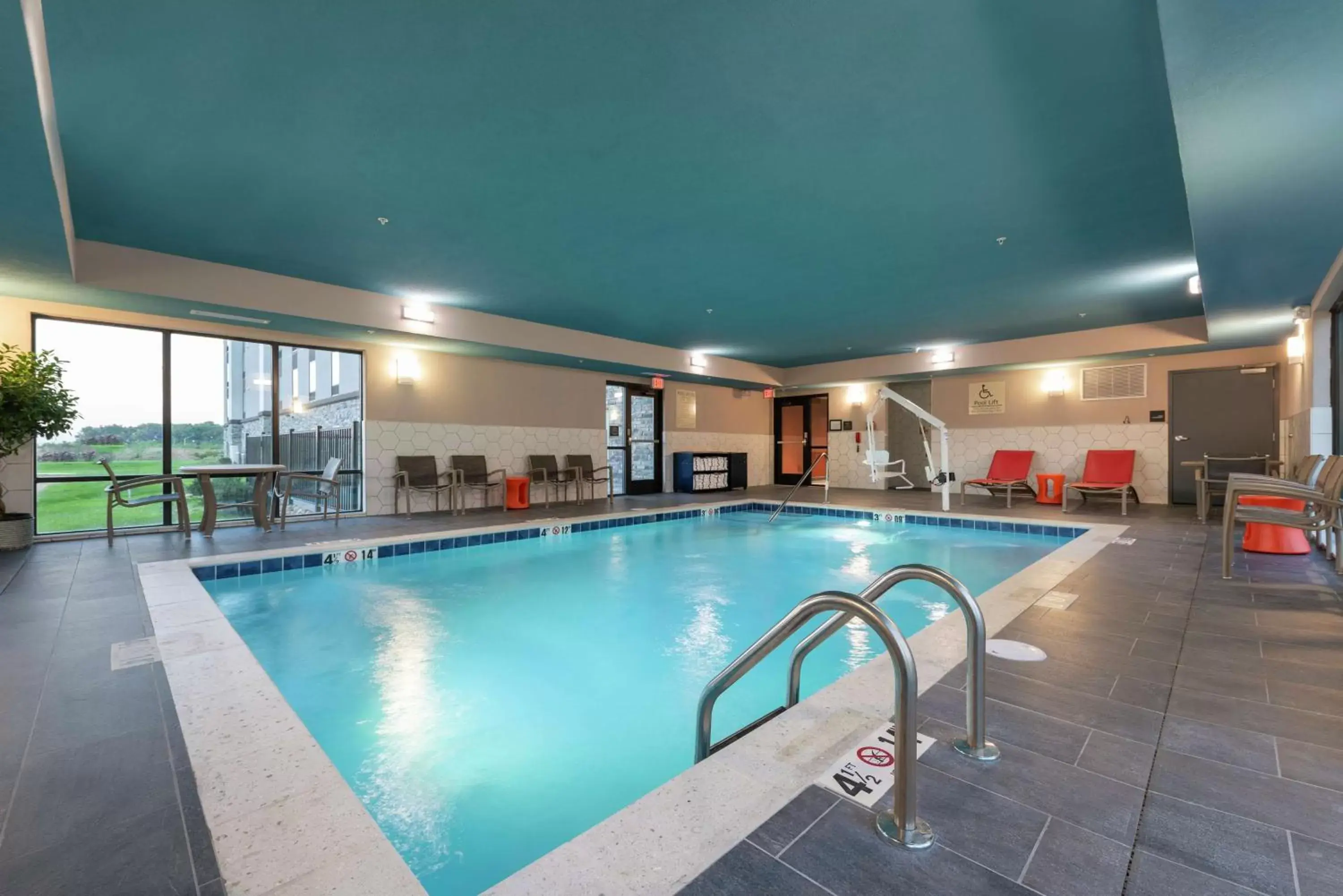 Pool view, Swimming Pool in Hampton Inn & Suites Xenia Dayton