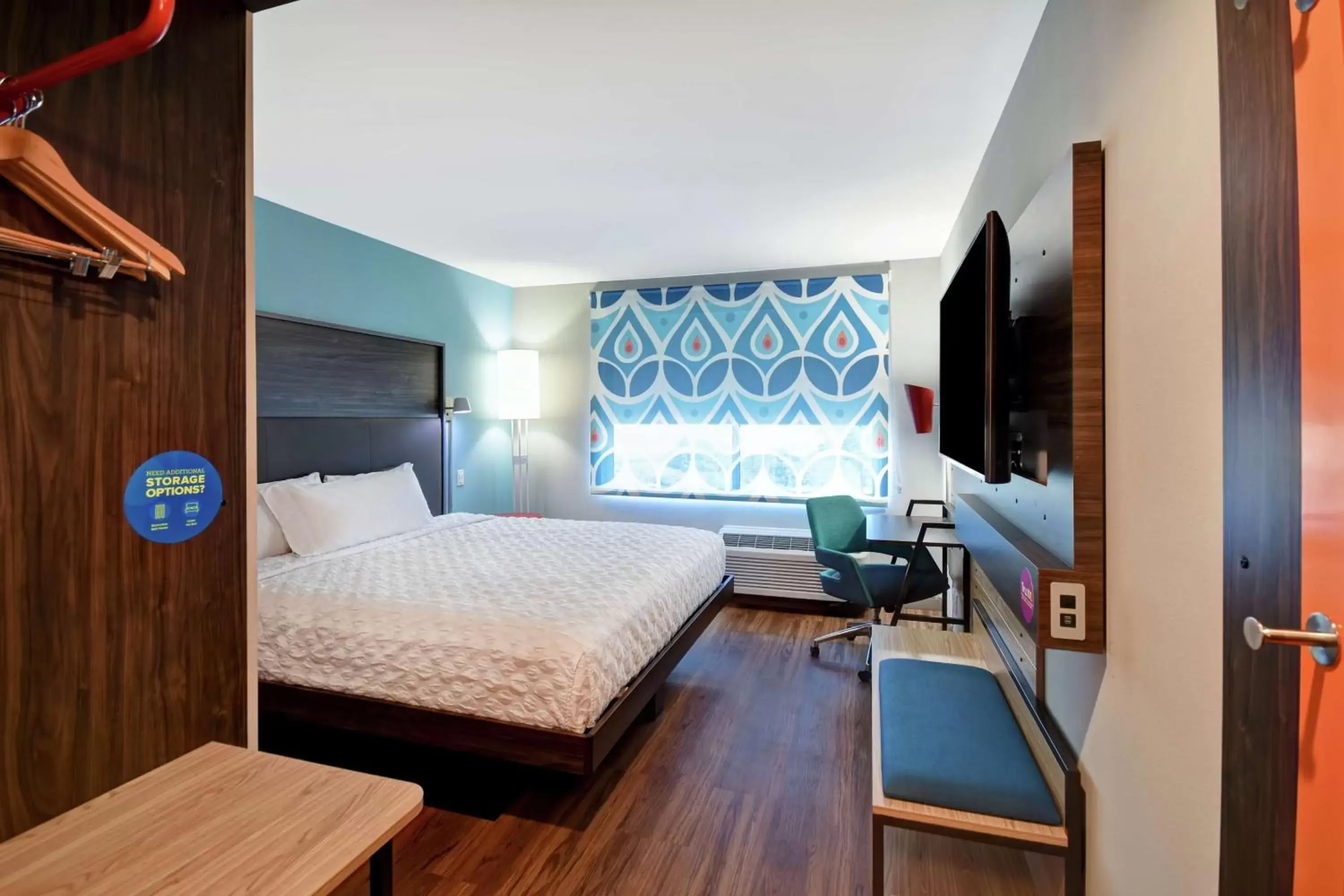 Bedroom, Bed in Tru By Hilton Wytheville Va