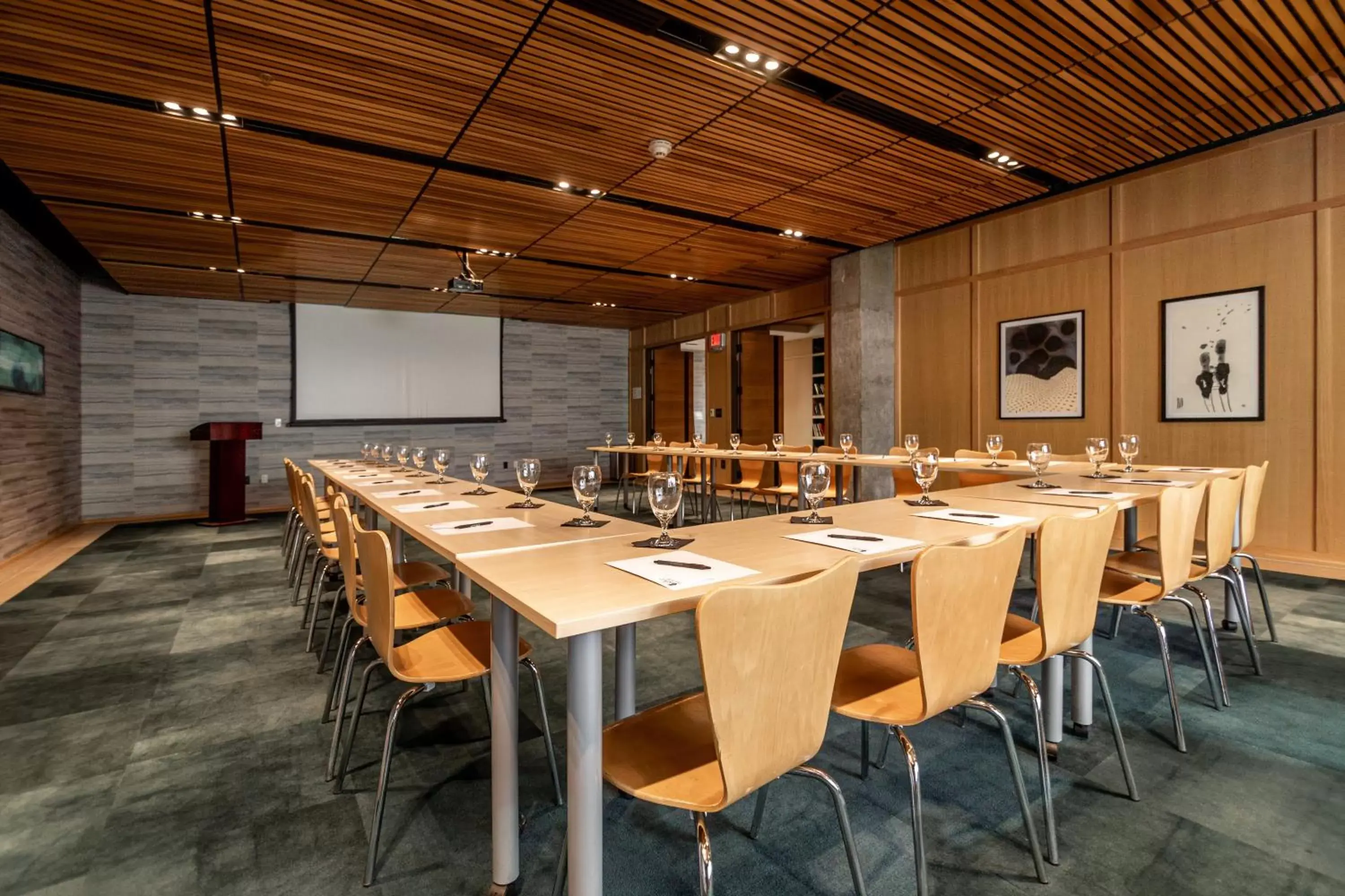 Meeting/conference room in Hotel Indigo El Paso Downtown, an IHG Hotel