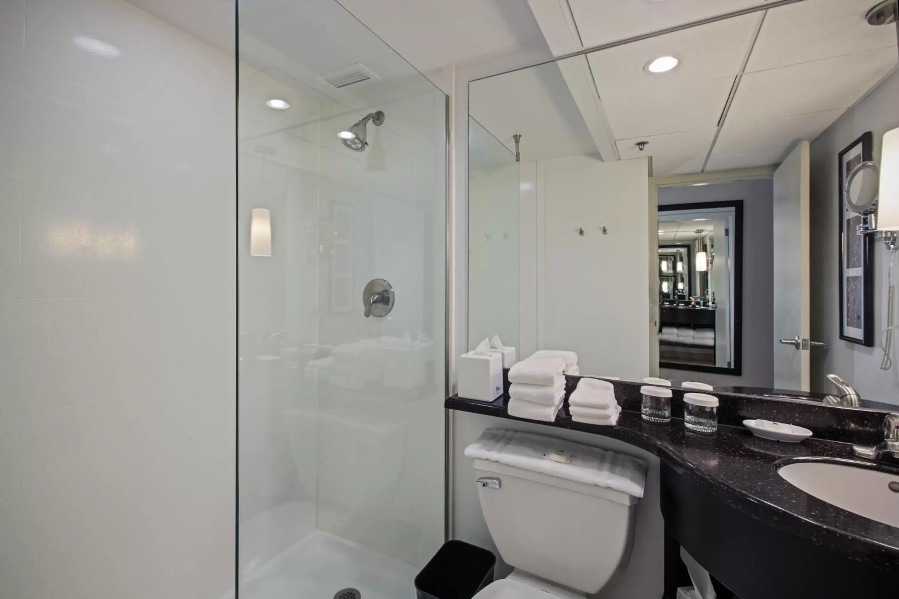 Standard Room in Crowne Plaza Suffern-Mahwah by IHG Standard Room in Crowne Plaza Suffern-Mahwah by IHG