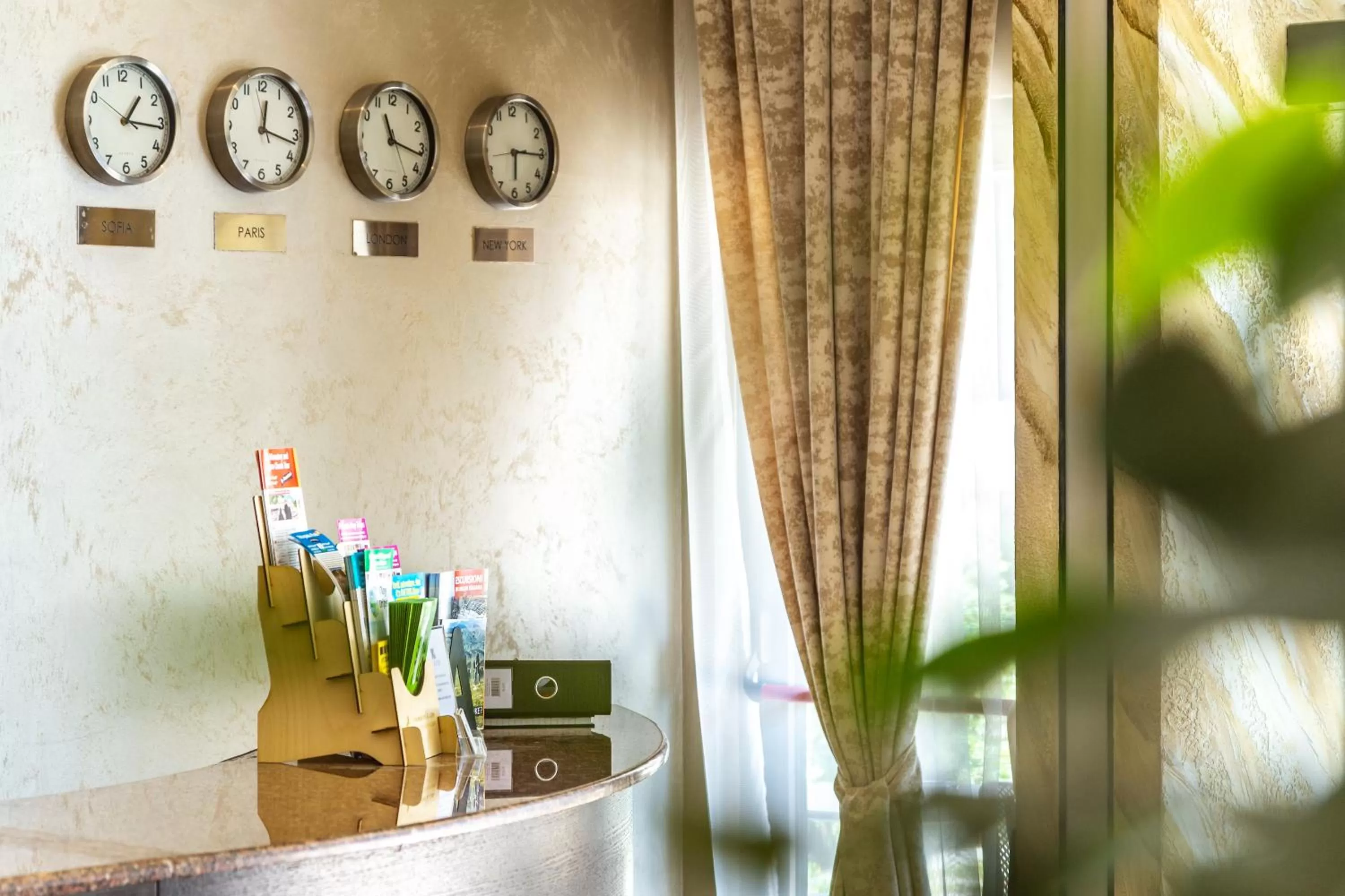 Lobby or reception in City Avenue Hotel by HMG-Free Parking-Free Wi-Fi