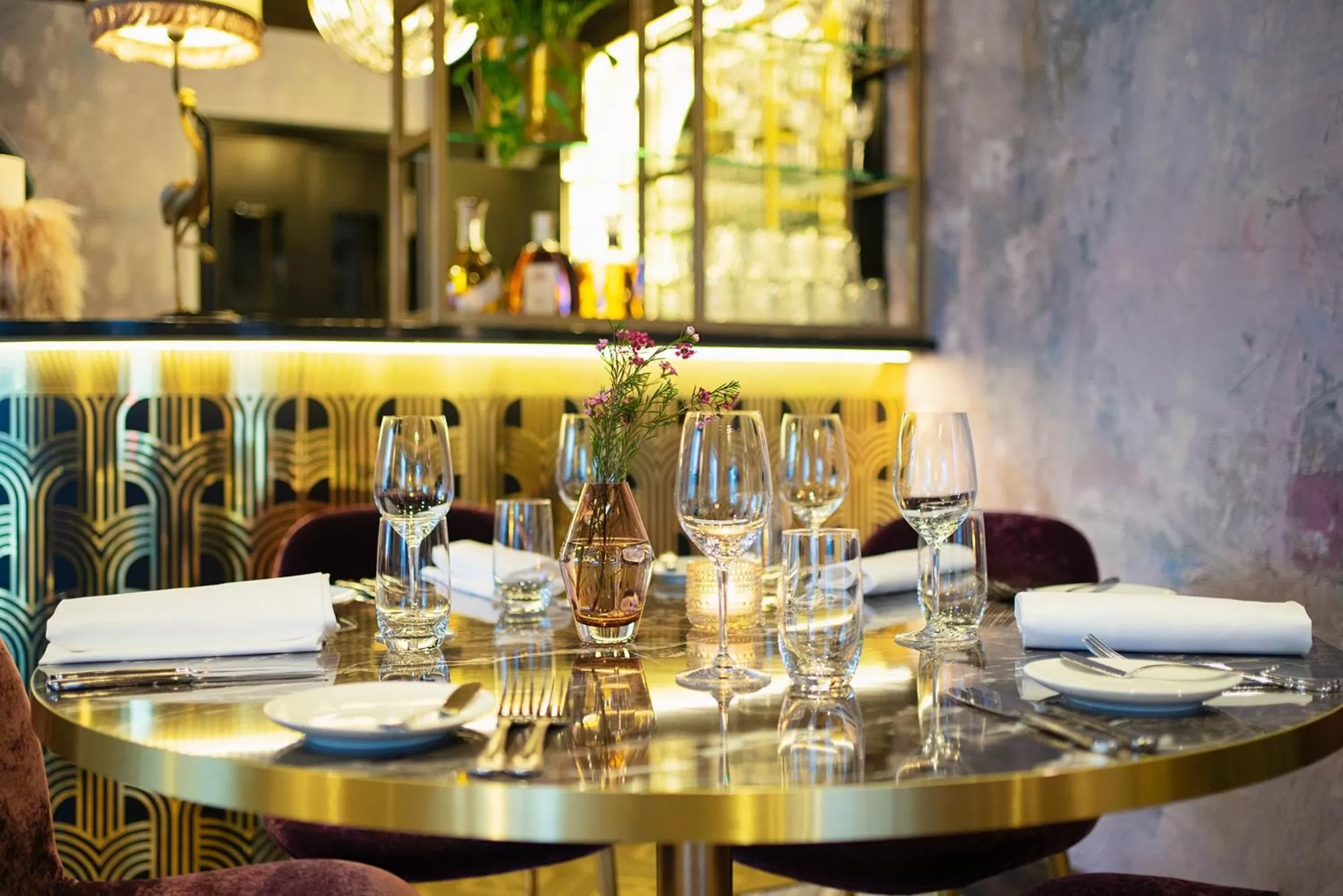 Restaurant/places to eat in Boutique Hotel Yöpuu