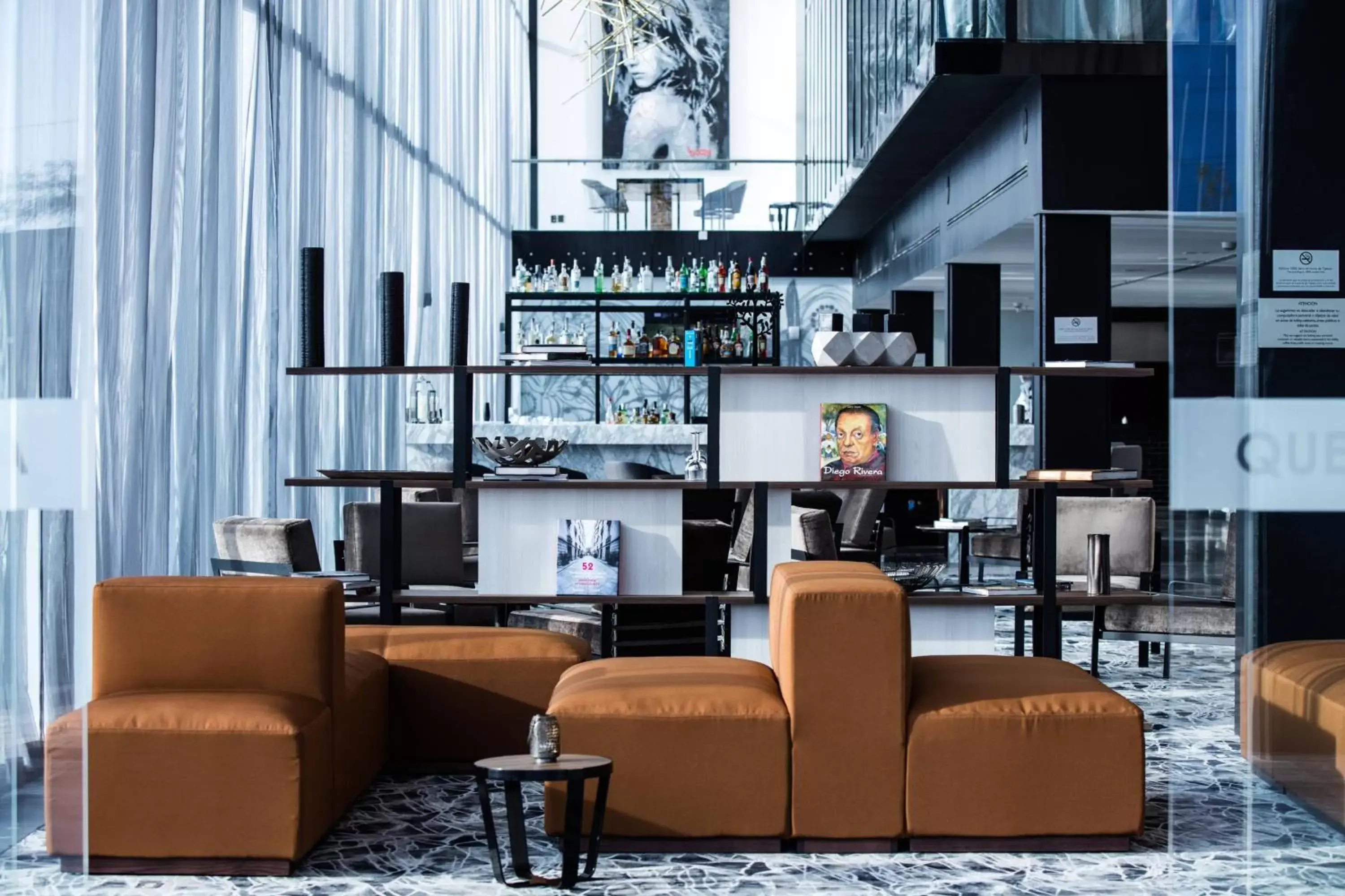 Lobby or reception, Lounge/Bar in AC Hotel Queretaro Antea