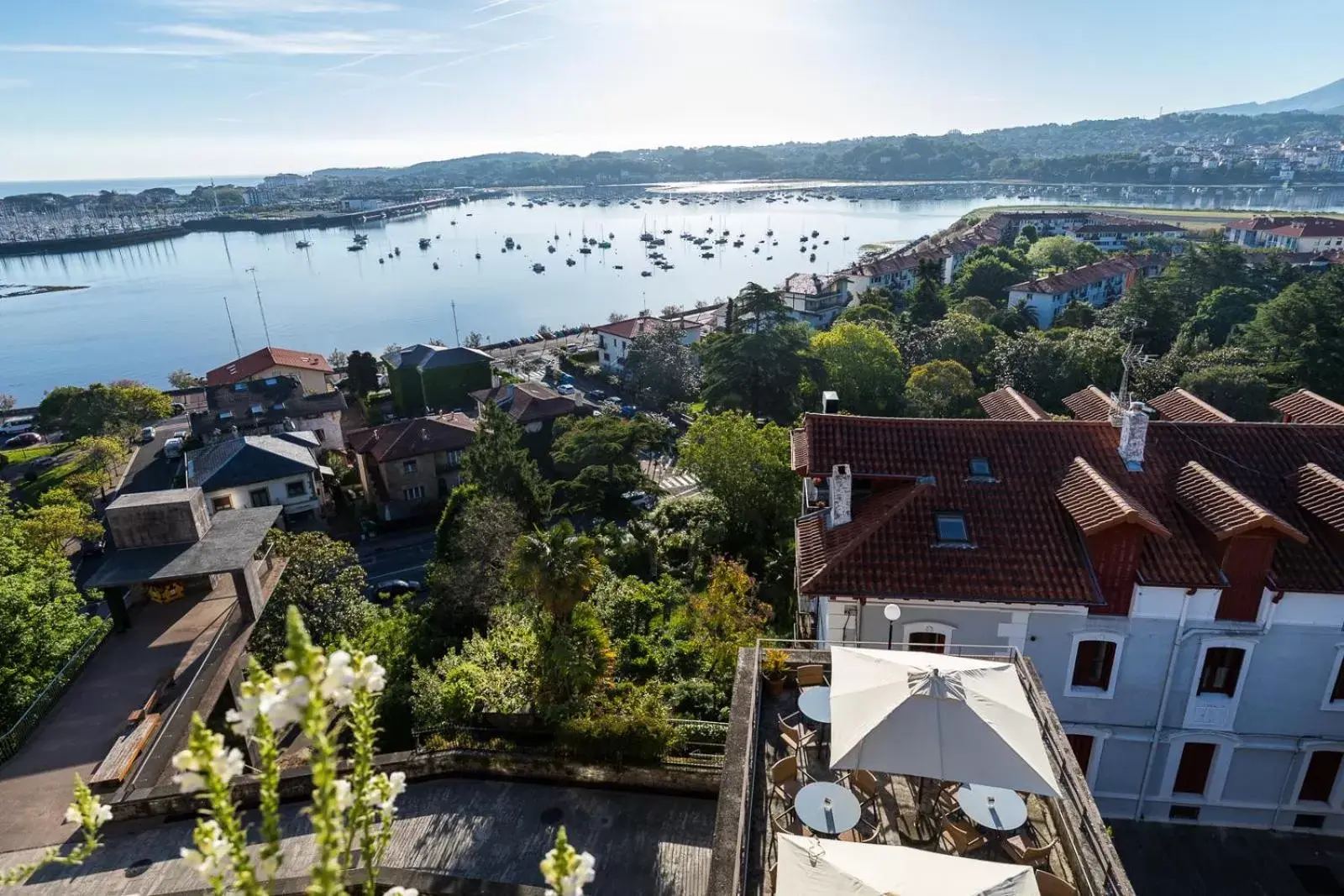 Bird's eye view, Bird's-eye View in Parador de Hondarribia