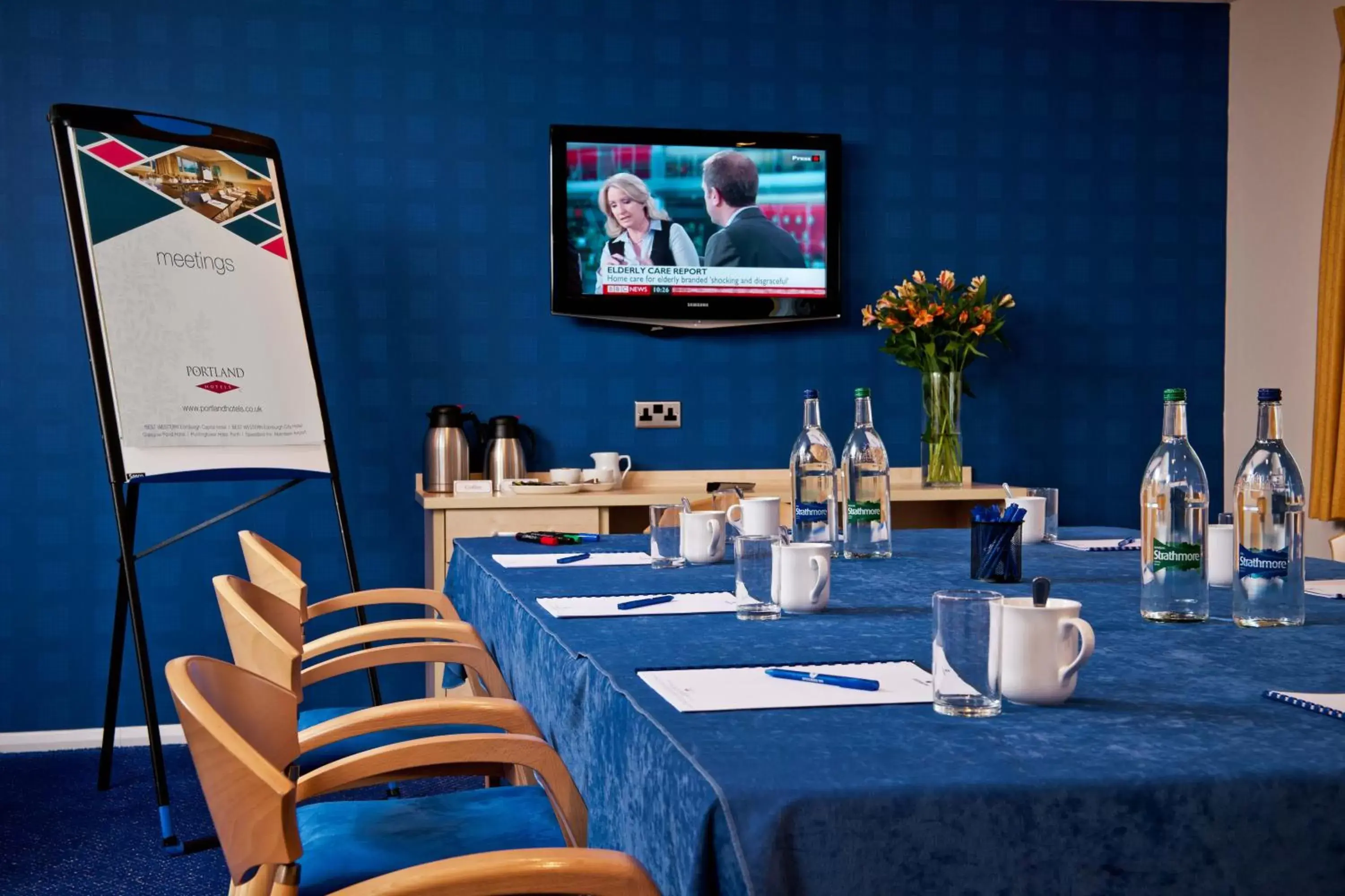 Business facilities, Business Area/Conference Room in Leonardo Inn Aberdeen Airport