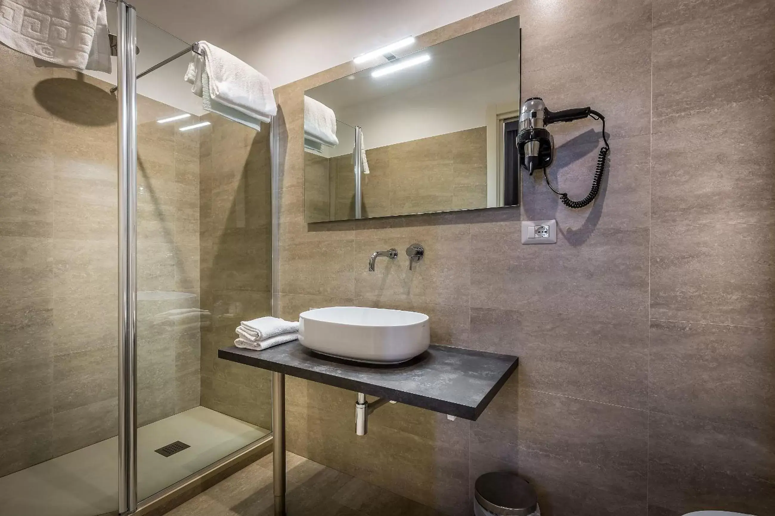 Photo of the whole room, Bathroom in La Torre del Cestello - Residenza d'epoca