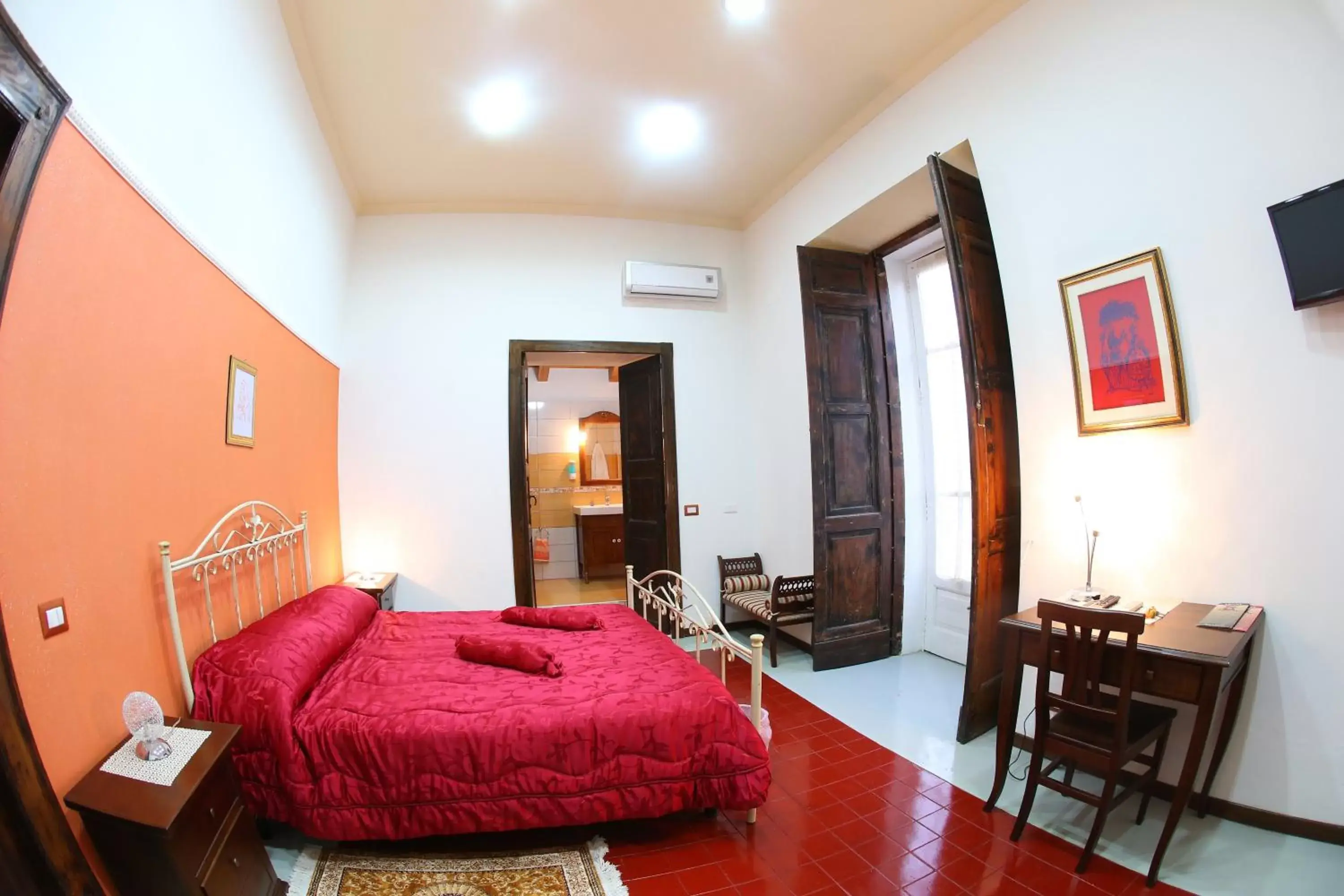 Suite with Balcony - single occupancy in Casa Lissania Suite with Balcony - single occupancy in Casa Lissania