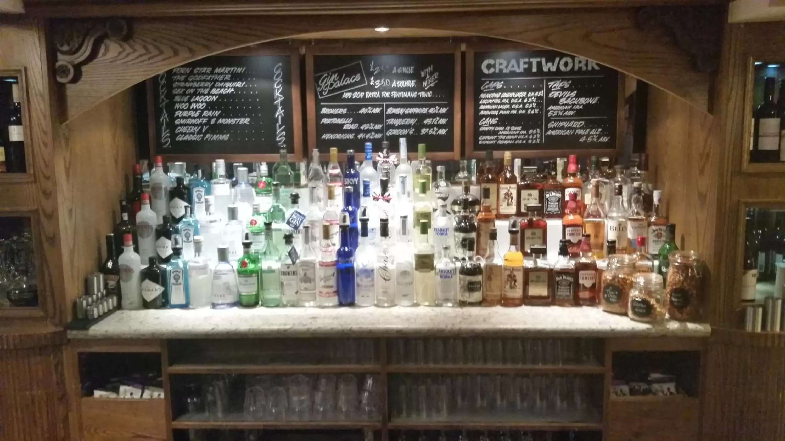 Alcoholic drinks, Lounge/Bar in The Three Tuns Hotel Wetherspoon