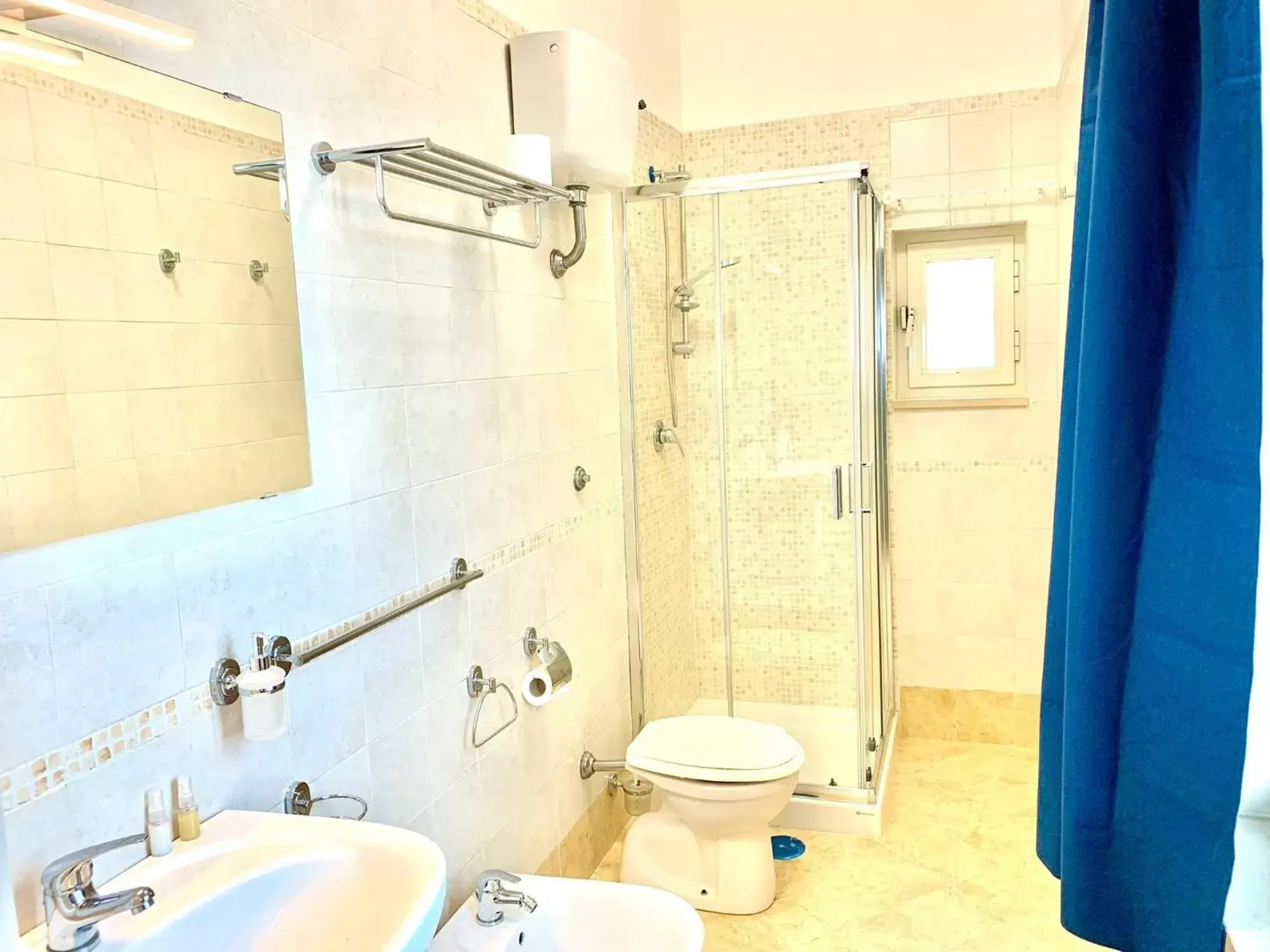 Shower, Bathroom in Artis Mare