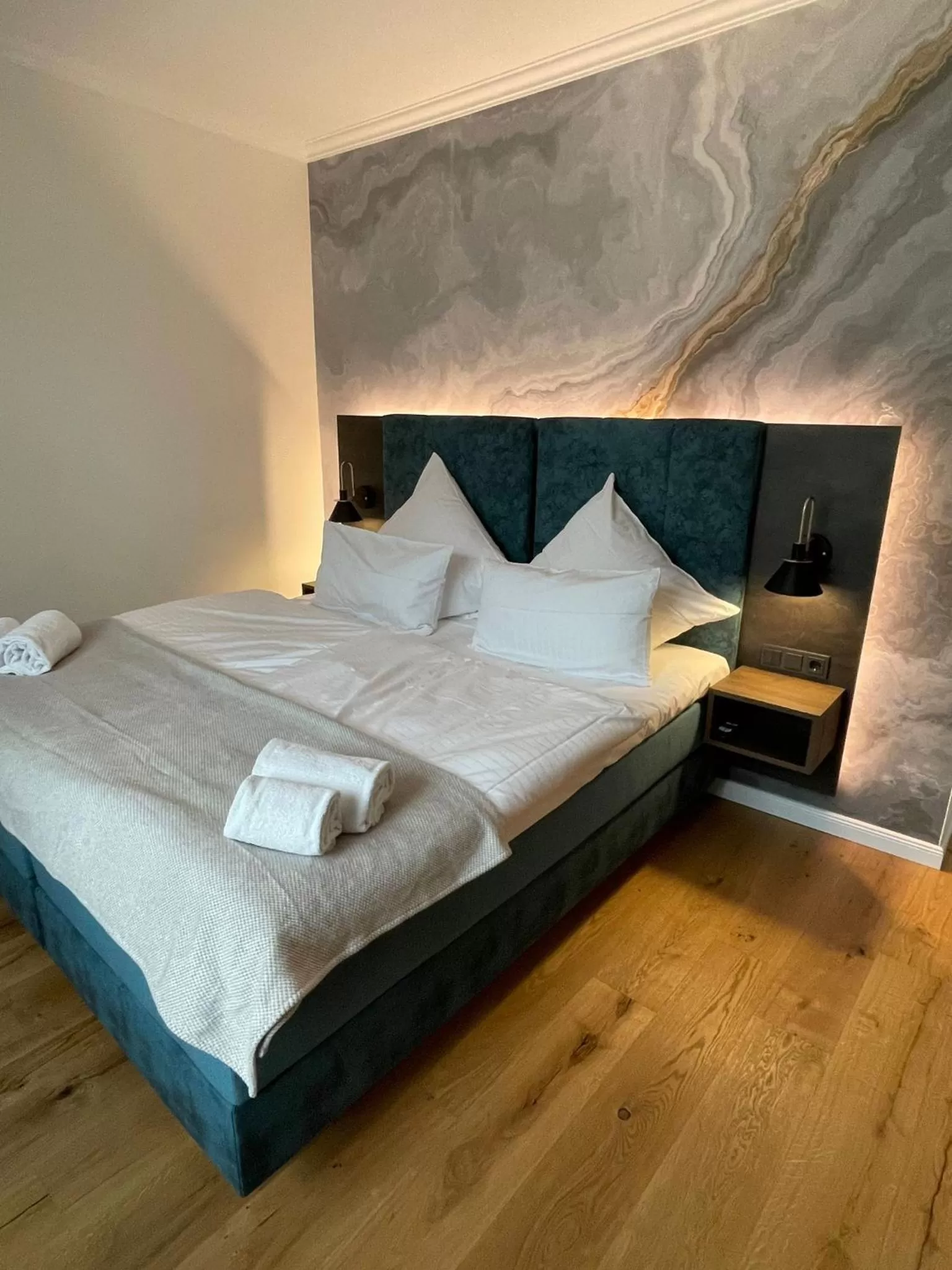 Photo of the whole room, Bed in Schlosshotel Brilon-Wald