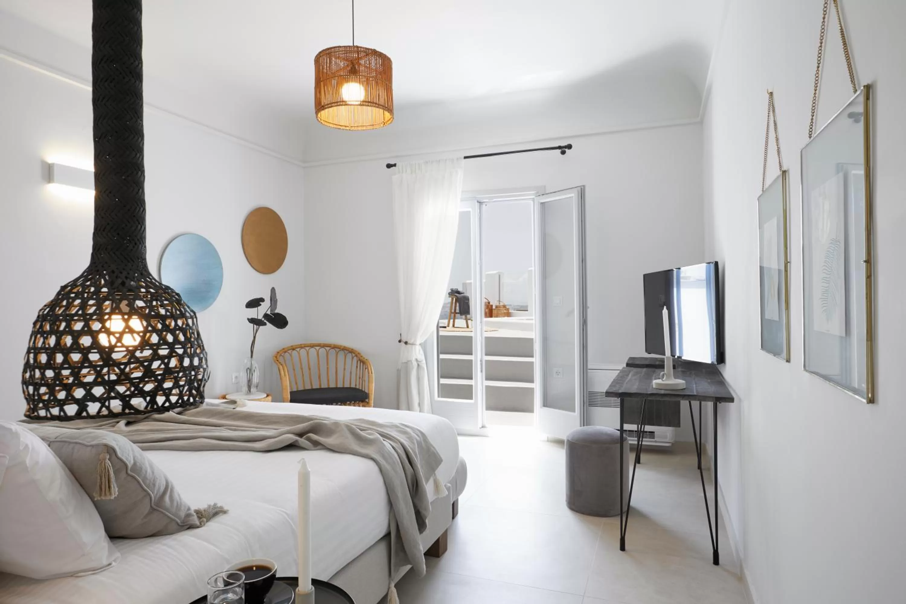 Time of day, Bed in Volcano View by Caldera Collection