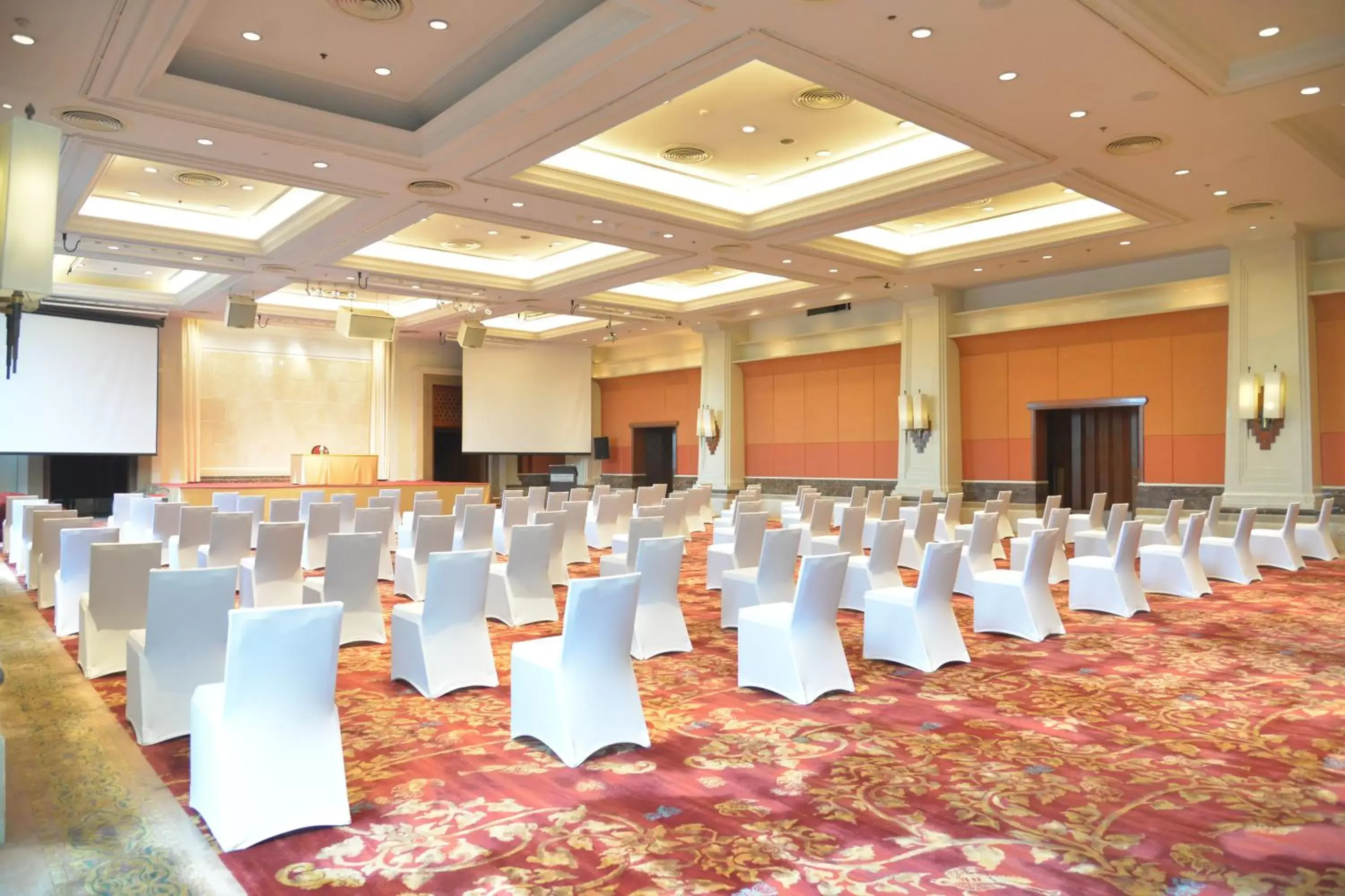 Banquet/Function facilities in Rama Gardens Hotel Bangkok - SHA Plus Certified