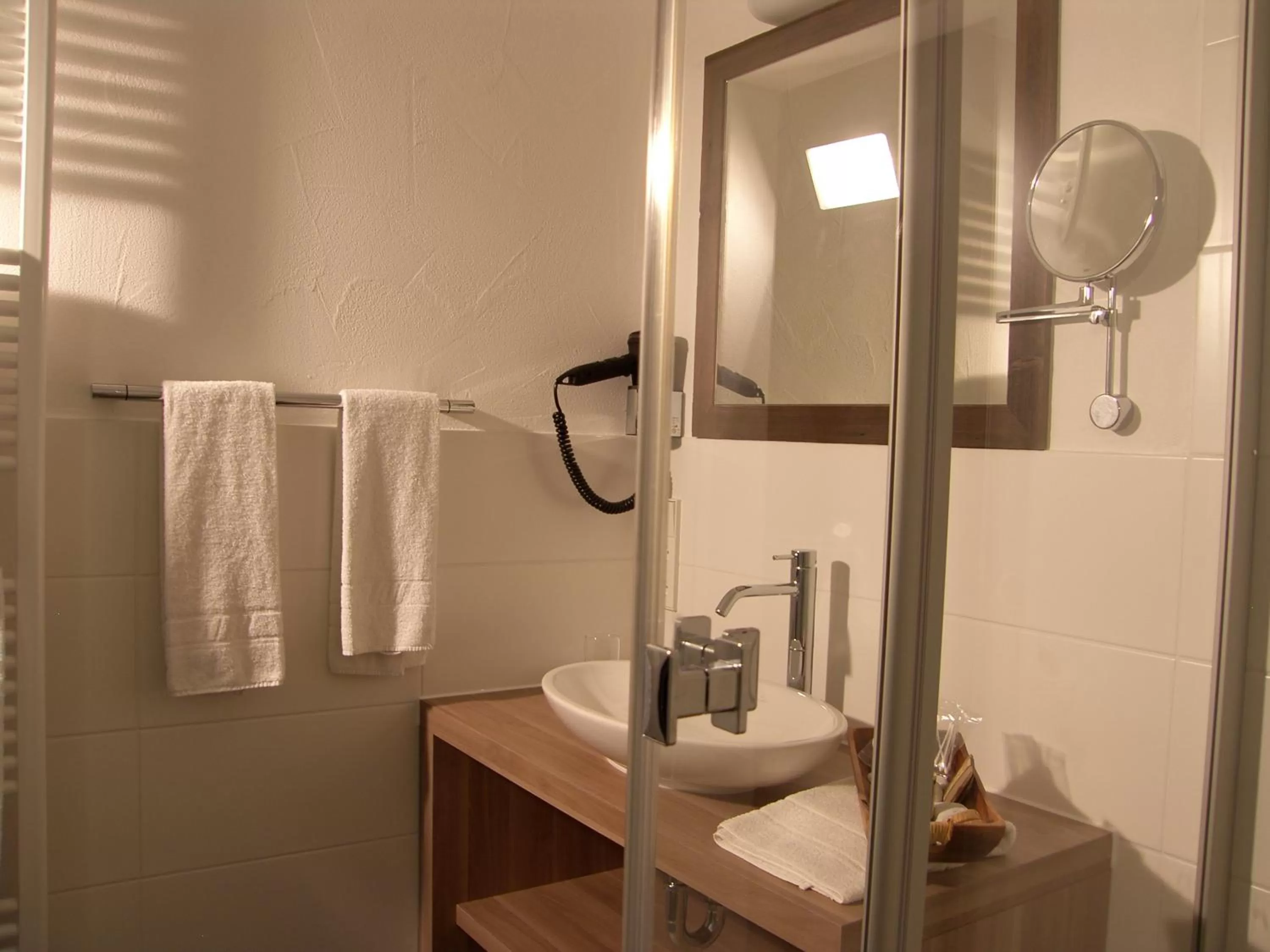 Single Room in Alpin Lifestyle Hotel Löwen & Strauss