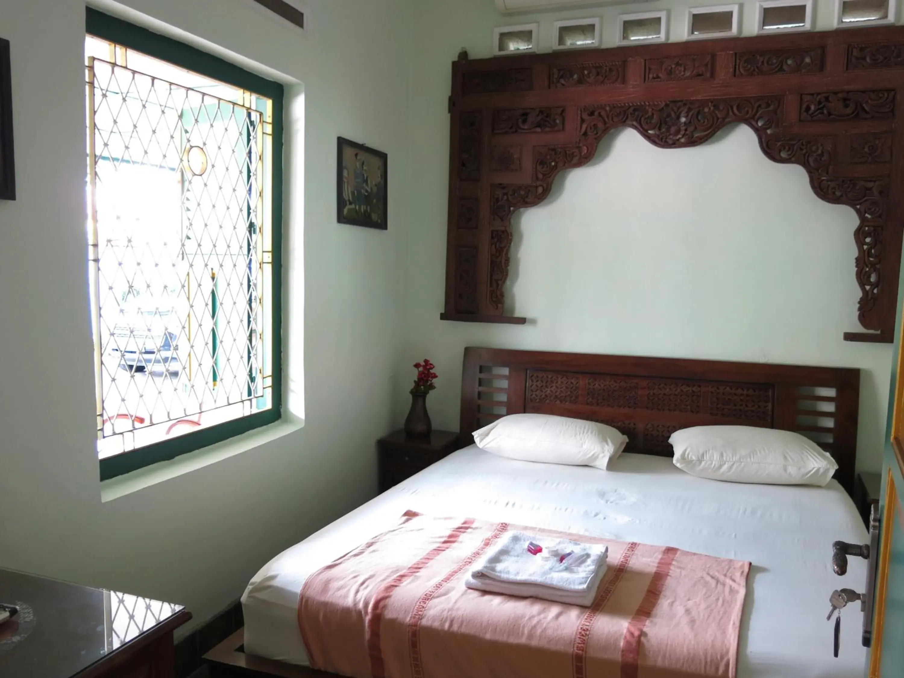 Photo of the whole room, Bed in Pamularsih Homestay