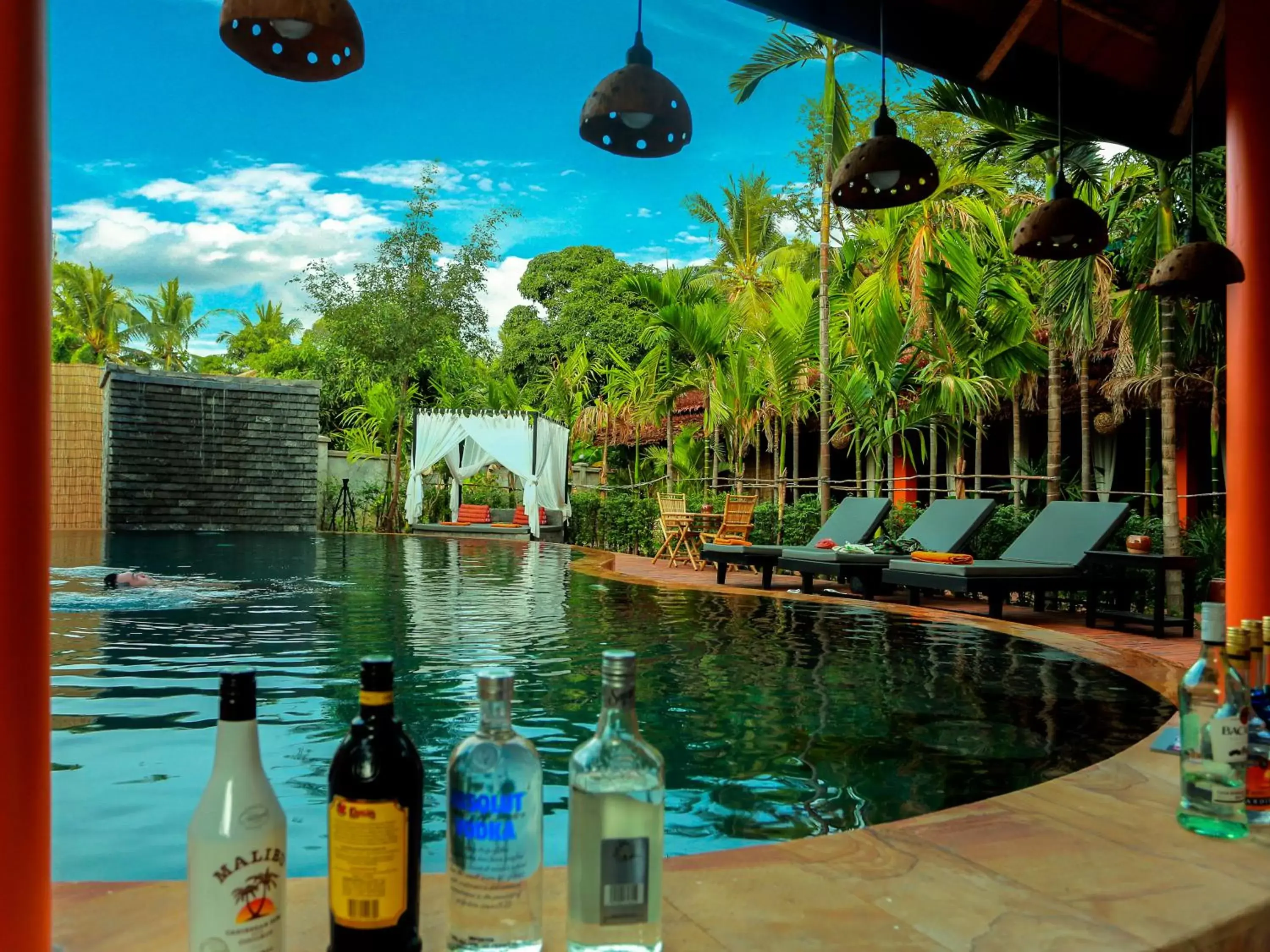 Lounge or bar, Swimming Pool in Central Indochine D'angkor Hotel