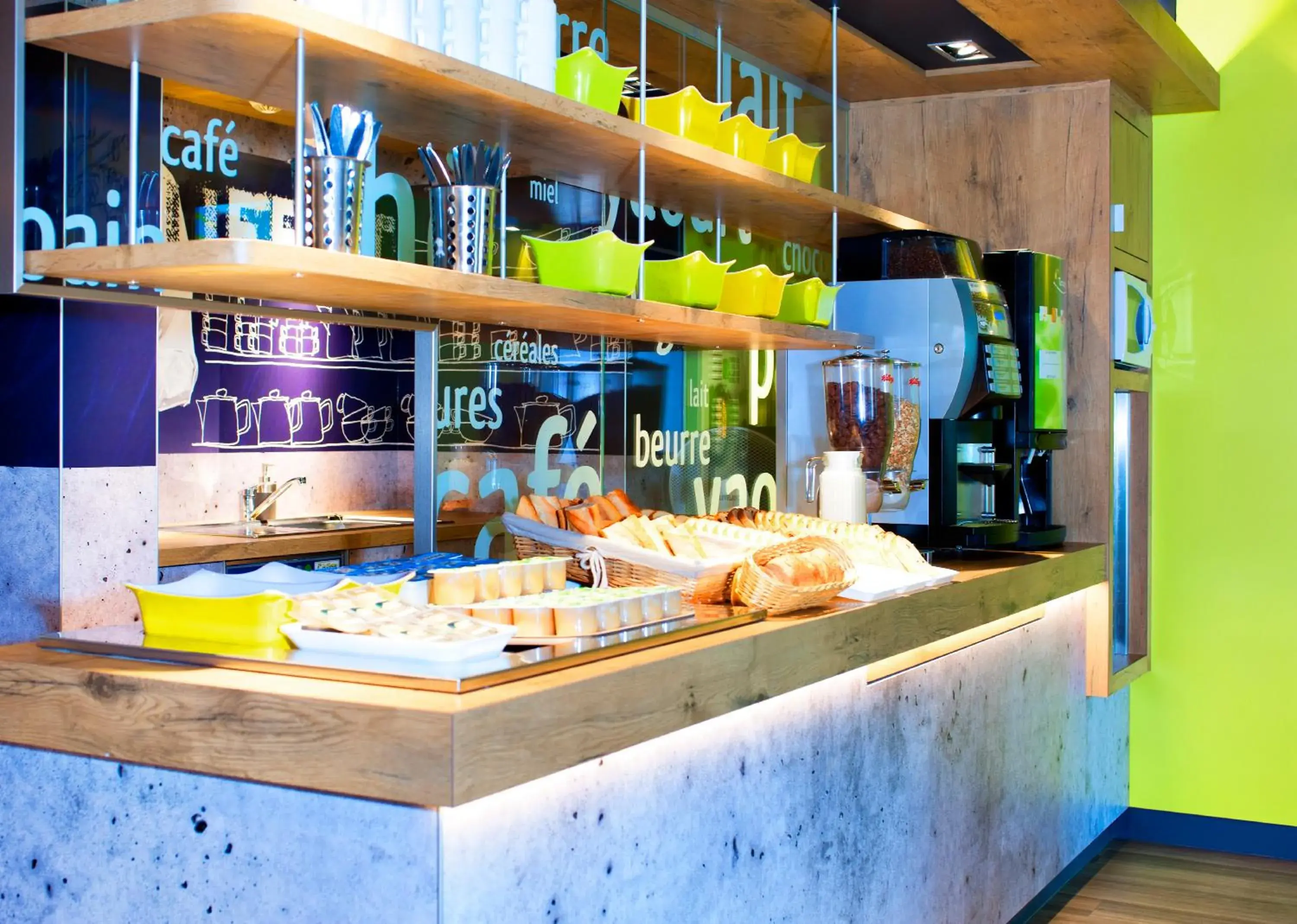 Restaurant/places to eat in Ibis Budget Vélizy Restaurant/places to eat in Ibis Budget Vélizy